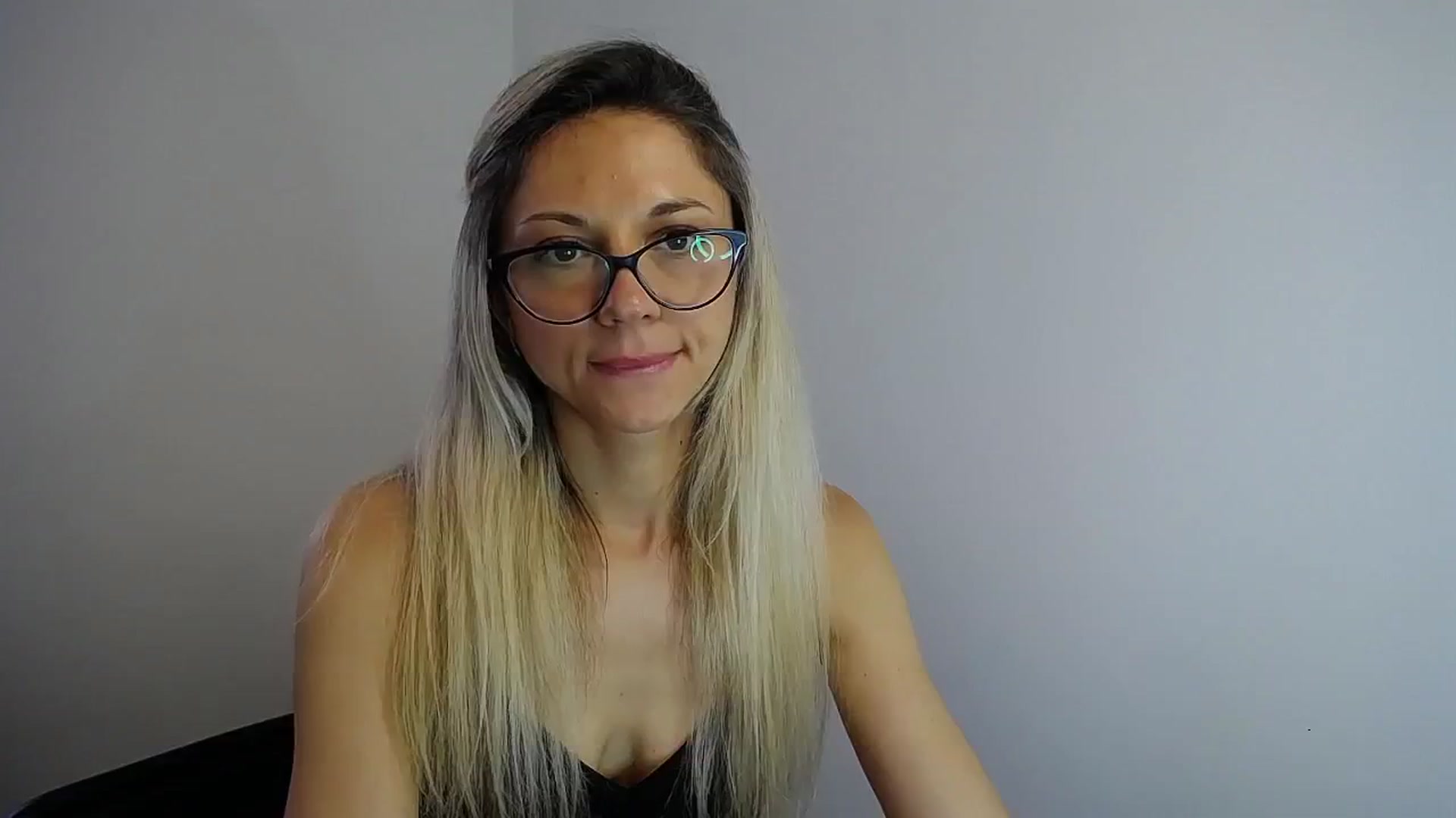 Gallery image thumbnail from Sunshine_alis's myfreecams stream on, 07/11/2024, 12:53 image 19 of 20