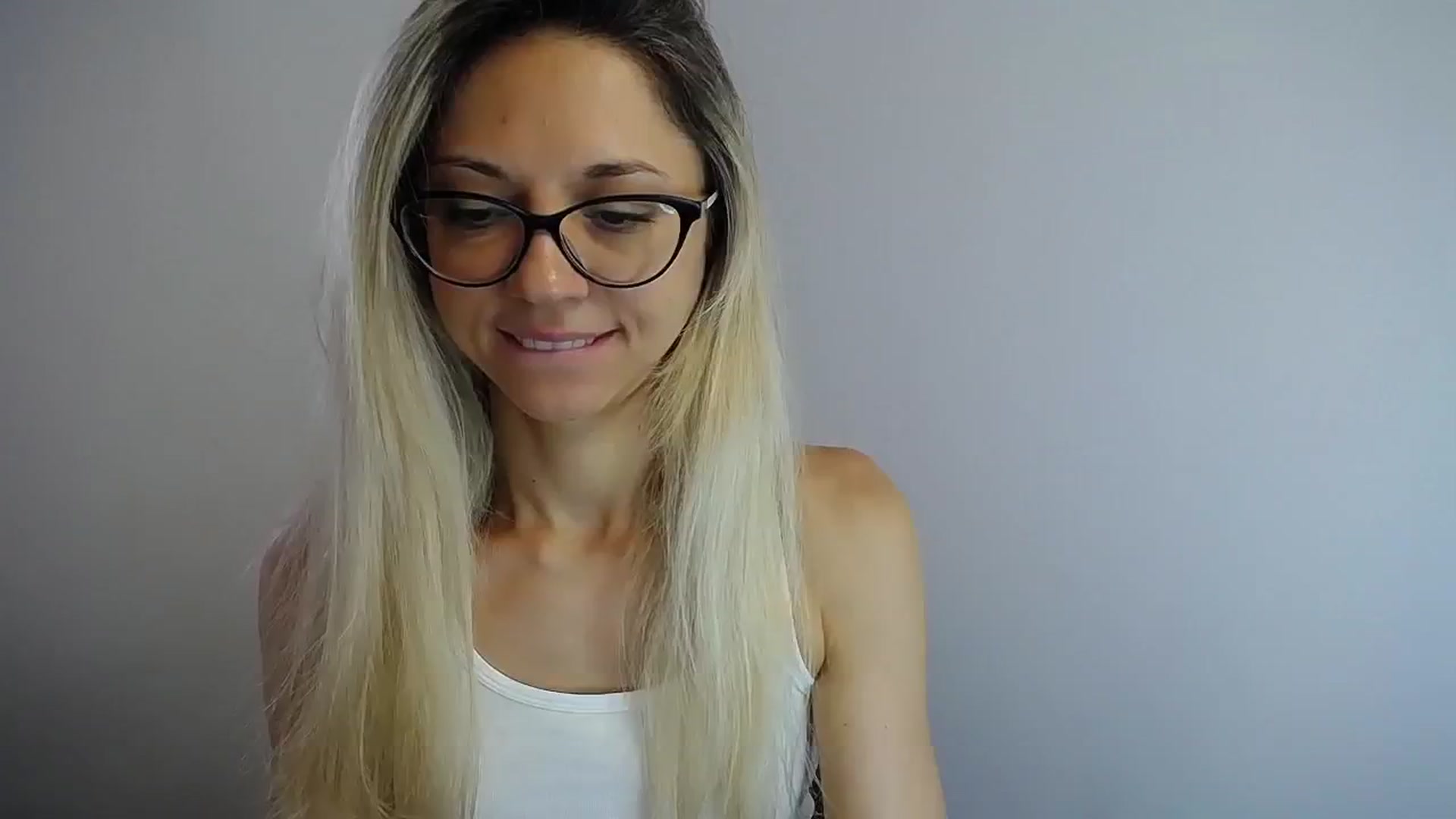 Gallery image thumbnail from Sunshine_alis's myfreecams stream on, 07/12/2024, 10:45 image 4 of 20