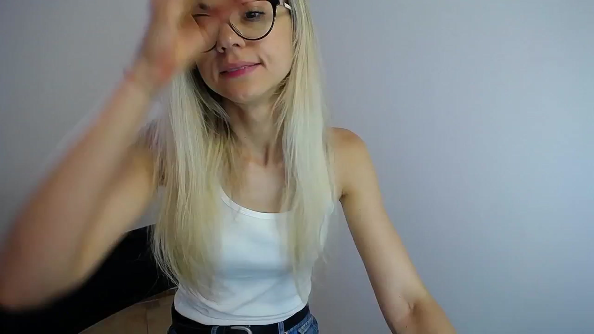 Gallery image thumbnail from Sunshine_alis's myfreecams stream on, 07/12/2024, 10:45 image 19 of 20