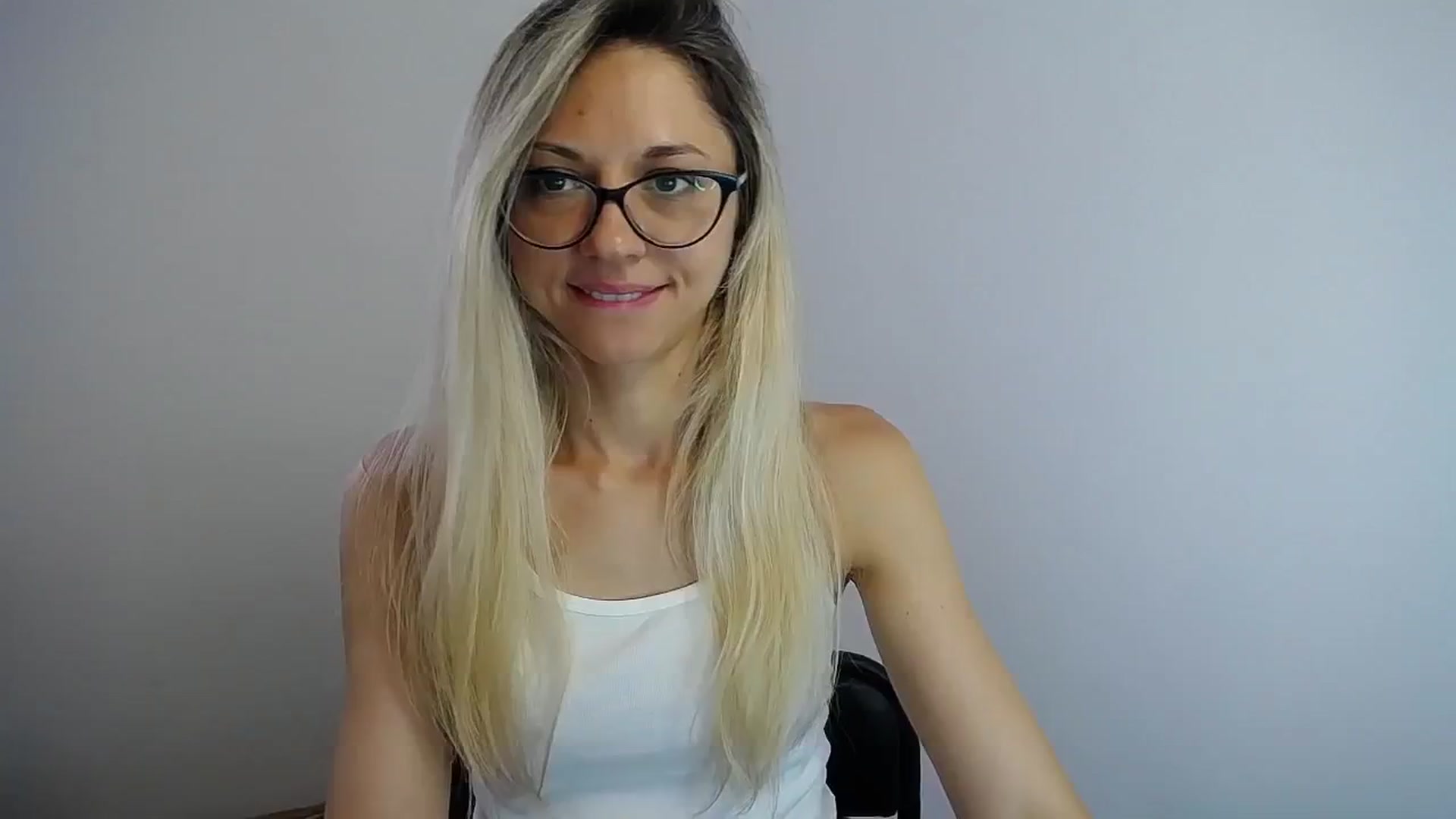 Gallery image thumbnail from Sunshine_alis's myfreecams stream on, 07/12/2024, 12:59 image 2 of 20