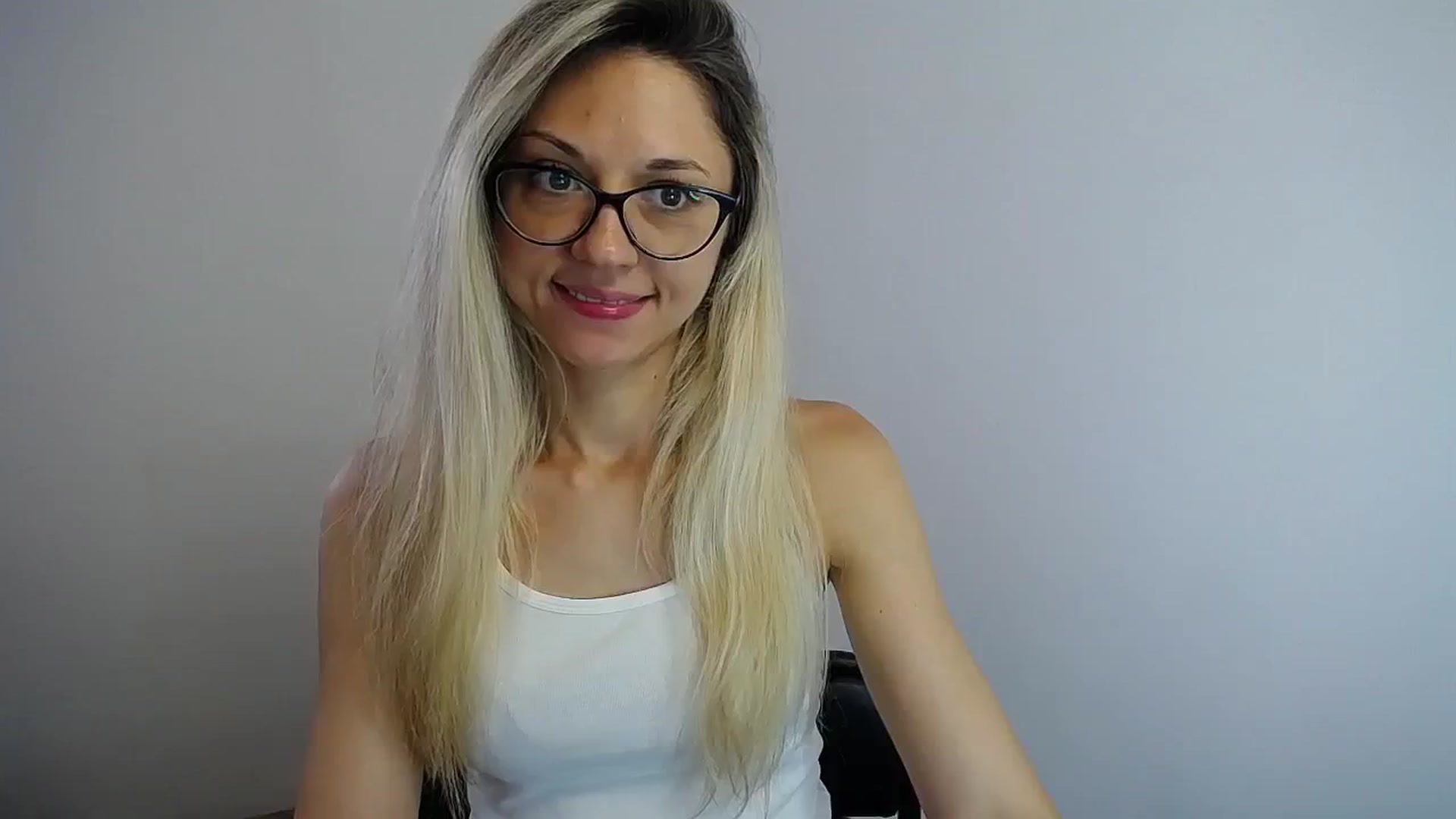 Gallery image thumbnail from Sunshine_alis's myfreecams stream on, 07/12/2024, 12:59 image 3 of 20