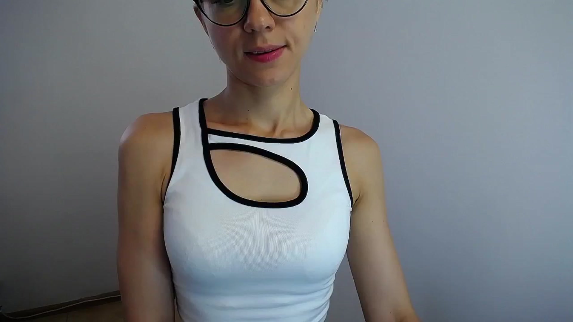 Gallery image thumbnail from Sunshine_alis's myfreecams stream on, 07/13/2024, 12:11 image 15 of 20
