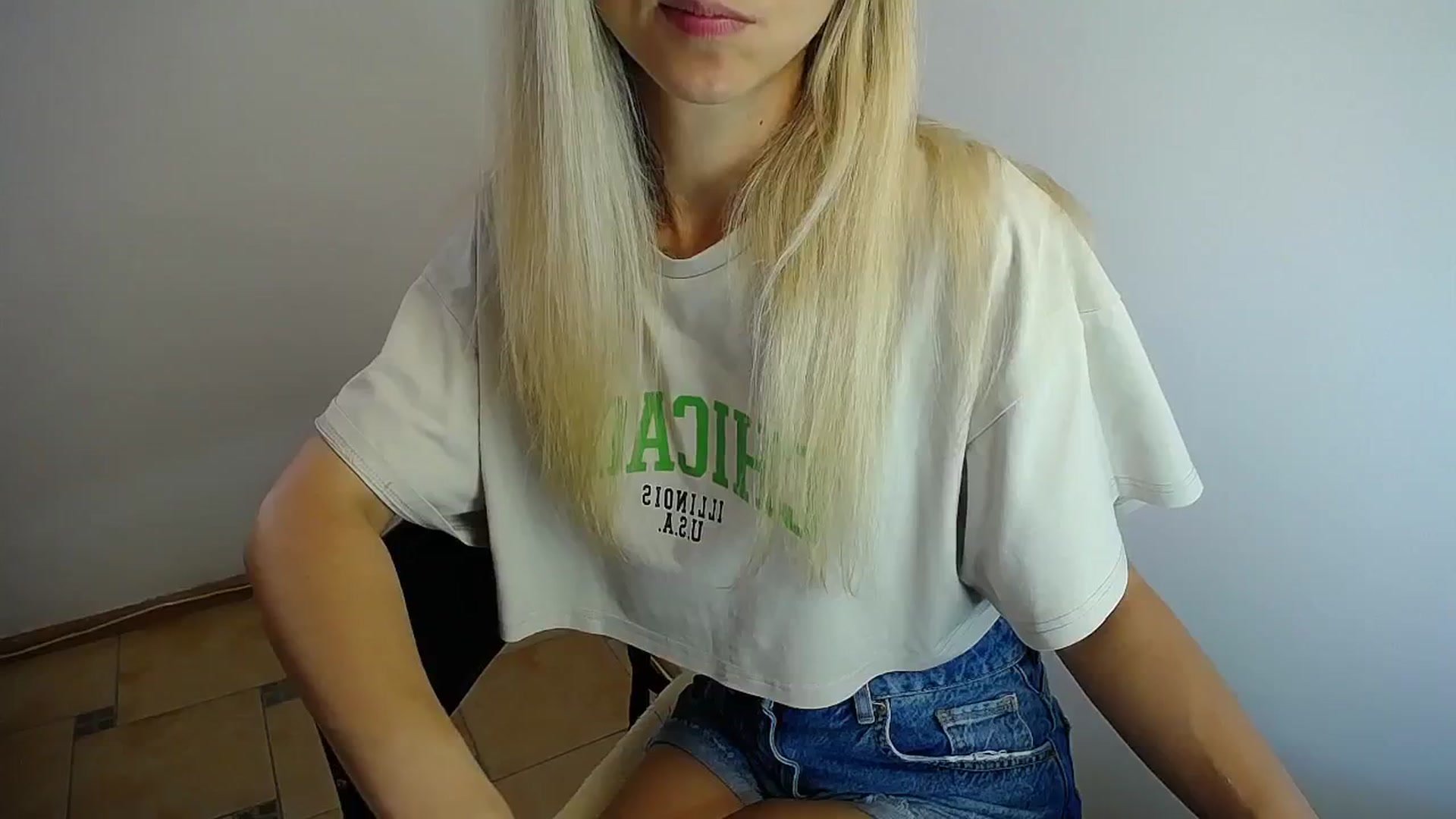 Gallery image thumbnail from Sunshine_alis's myfreecams stream on, 07/17/2024, 14:57 image 14 of 20