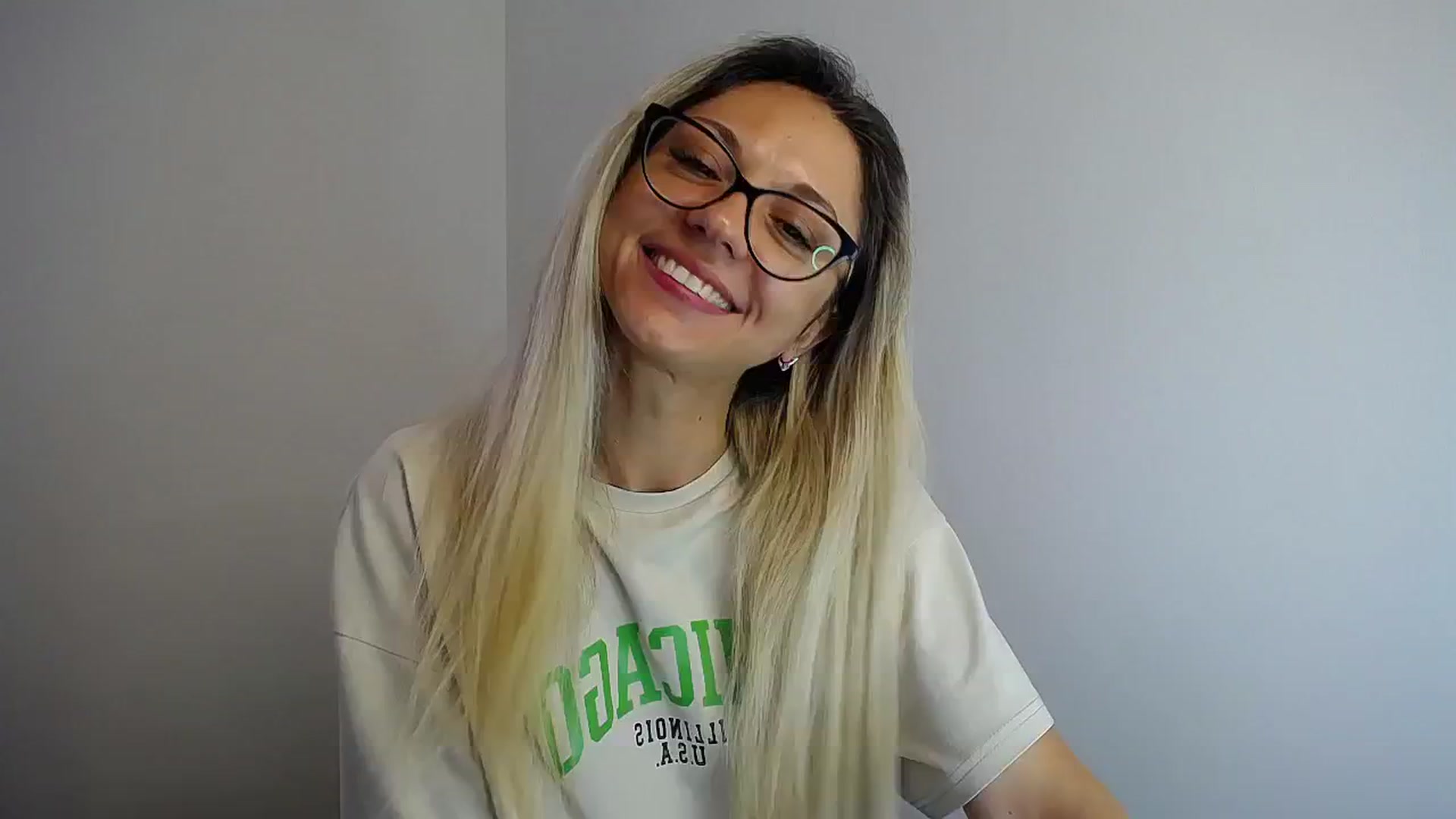 Gallery image thumbnail from Sunshine_alis's myfreecams stream on, 07/17/2024, 15:54 image 7 of 20