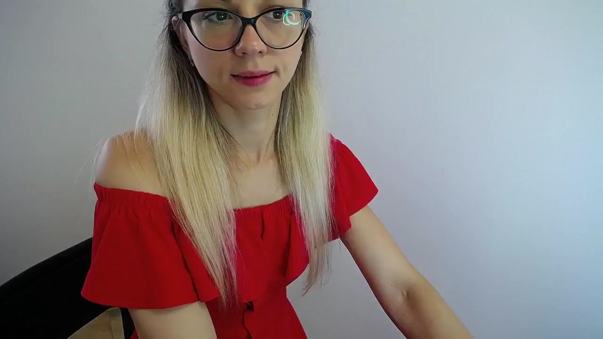 Gallery image thumbnail from Sunshine_alis's myfreecams stream on, 07/18/2024, 08:40 image 14 of 20