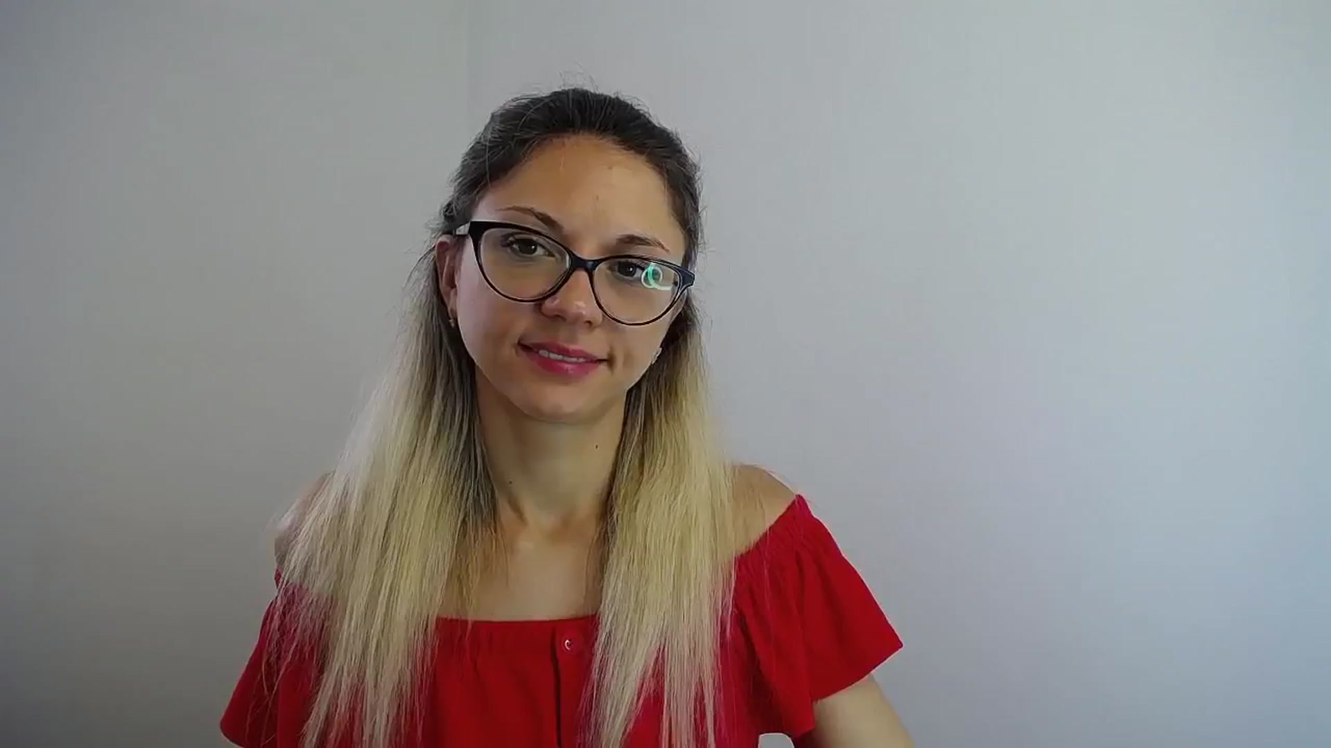 Gallery image thumbnail from Sunshine_alis's myfreecams stream on, 07/18/2024, 08:40 image 7 of 20
