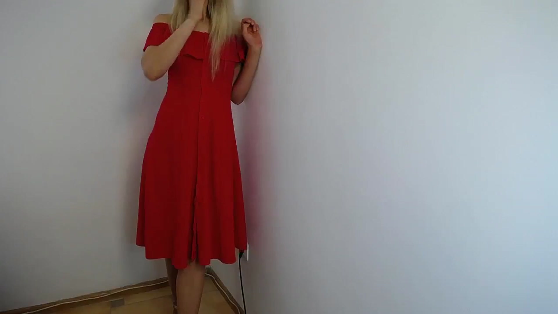 Gallery image thumbnail from Sunshine_alis's myfreecams stream on, 07/18/2024, 12:51 image 4 of 20