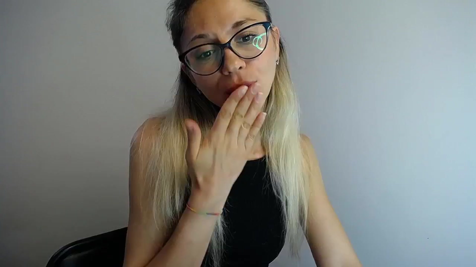 Gallery image thumbnail from Sunshine_alis's myfreecams stream on, 07/18/2024, 17:55 image 5 of 20