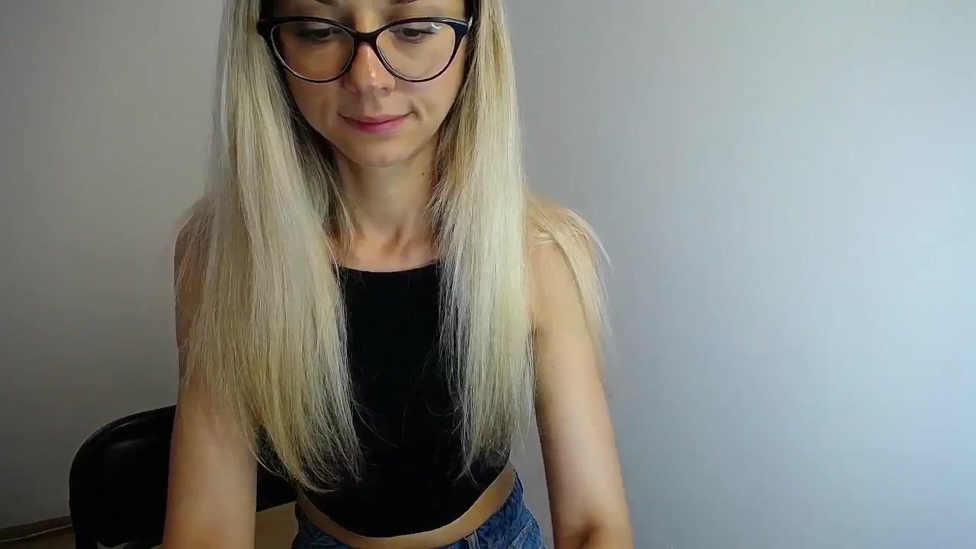 Gallery image thumbnail from Sunshine_alis's myfreecams stream on, 07/18/2024, 17:55 image 11 of 20