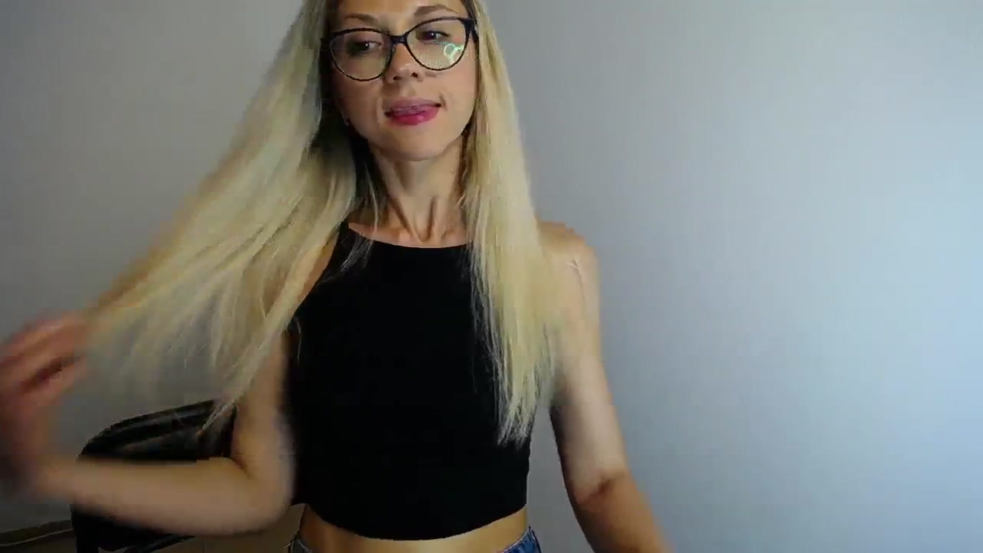 Gallery image thumbnail from Sunshine_alis's myfreecams stream on, 07/18/2024, 17:55 image 12 of 20