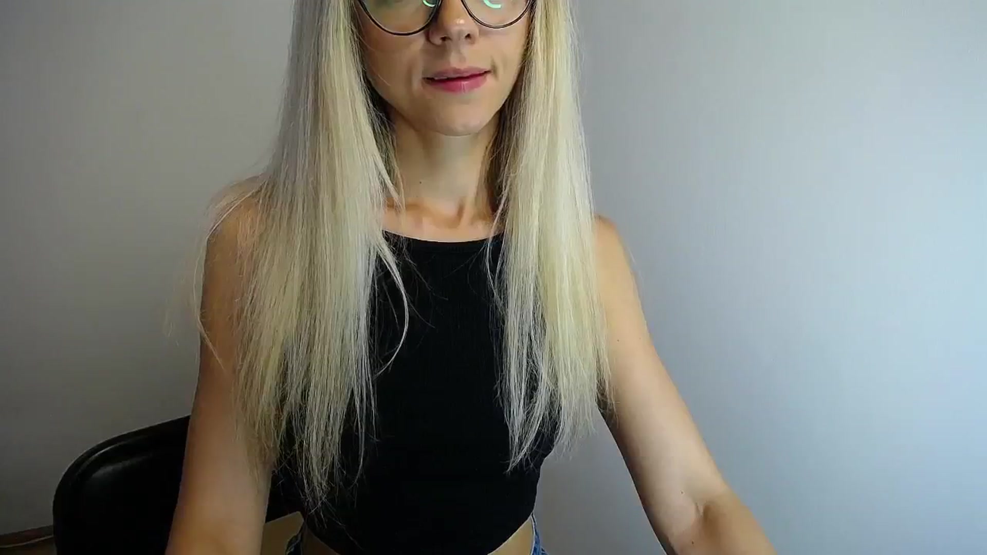 Gallery image thumbnail from Sunshine_alis's myfreecams stream on, 07/18/2024, 17:55 image 14 of 20