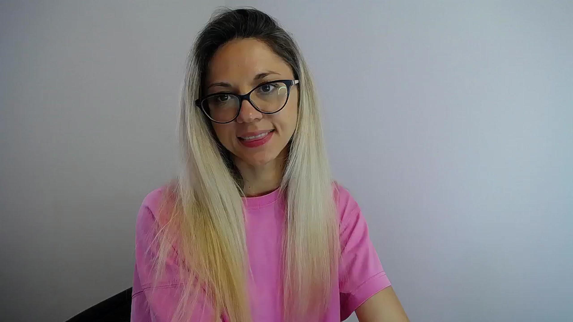Gallery image thumbnail from Sunshine_alis's myfreecams stream on, 07/19/2024, 11:25 image 17 of 20