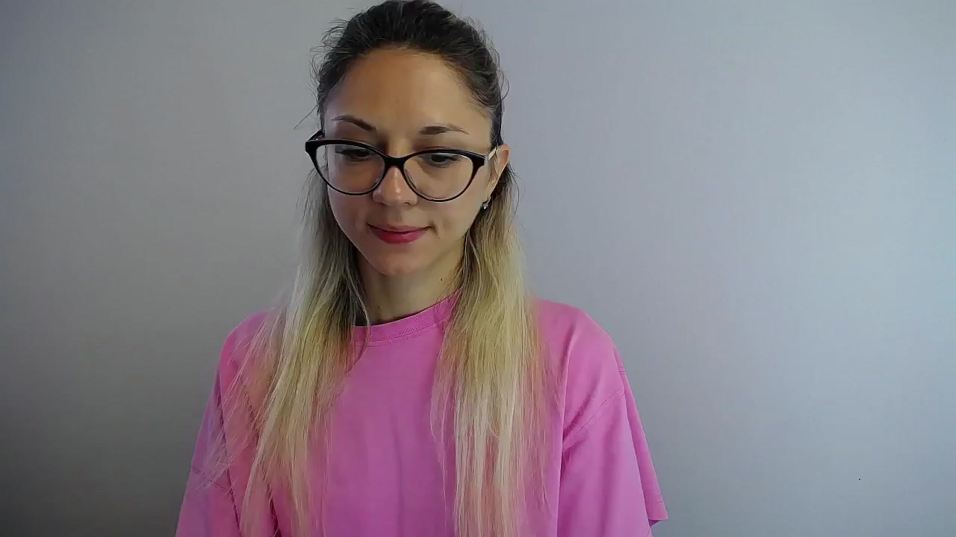 Gallery image thumbnail from Sunshine_alis's myfreecams stream on, 07/19/2024, 11:25 image 1 of 20