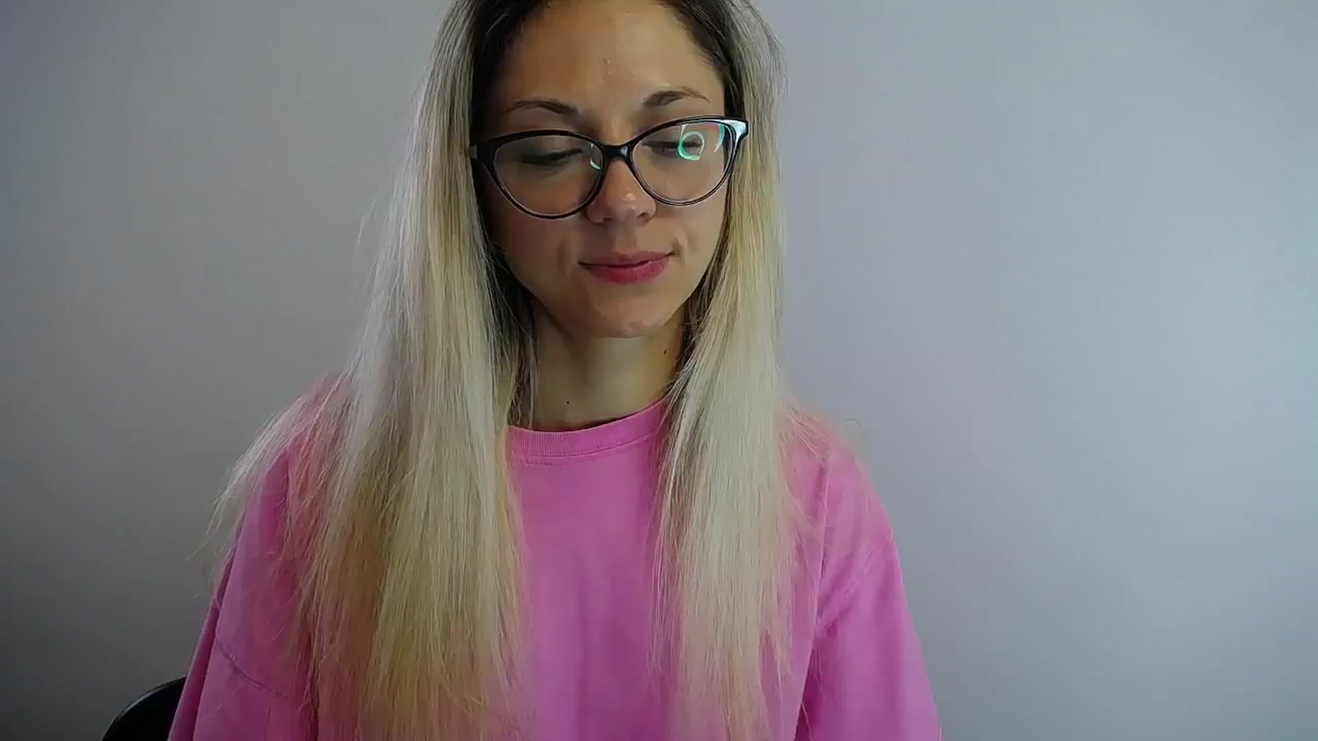 Gallery image thumbnail from Sunshine_alis's myfreecams stream on, 07/19/2024, 11:25 image 6 of 20
