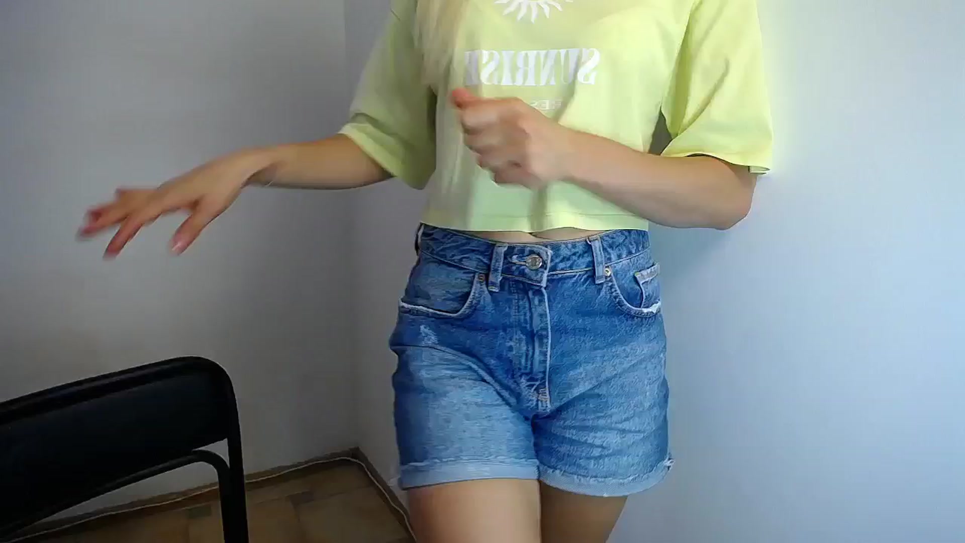 Gallery image thumbnail from Sunshine_alis's myfreecams stream on, 07/23/2024, 12:05 image 8 of 20