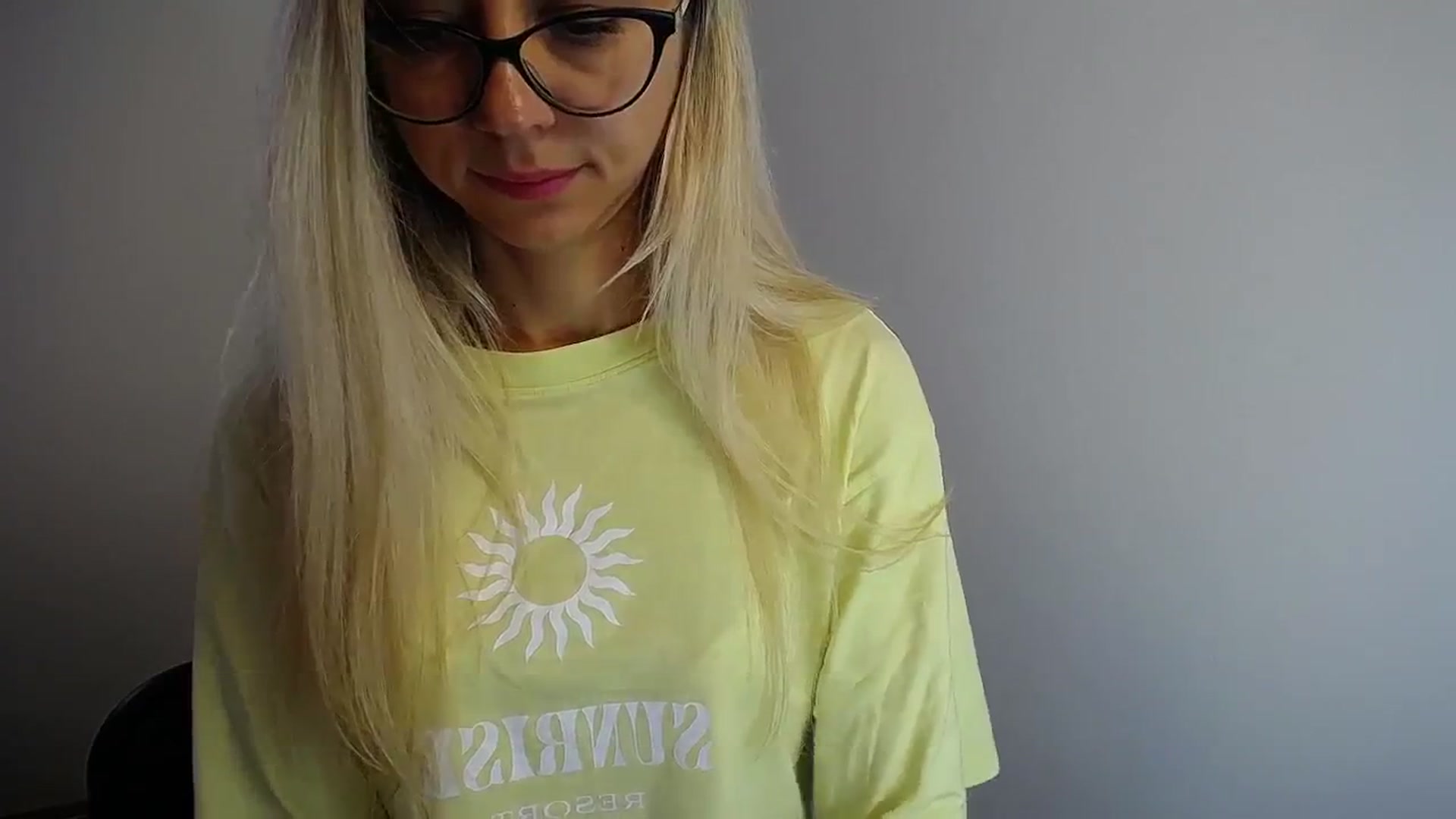 Gallery image thumbnail from Sunshine_alis's myfreecams stream on, 07/23/2024, 16:03 image 18 of 20