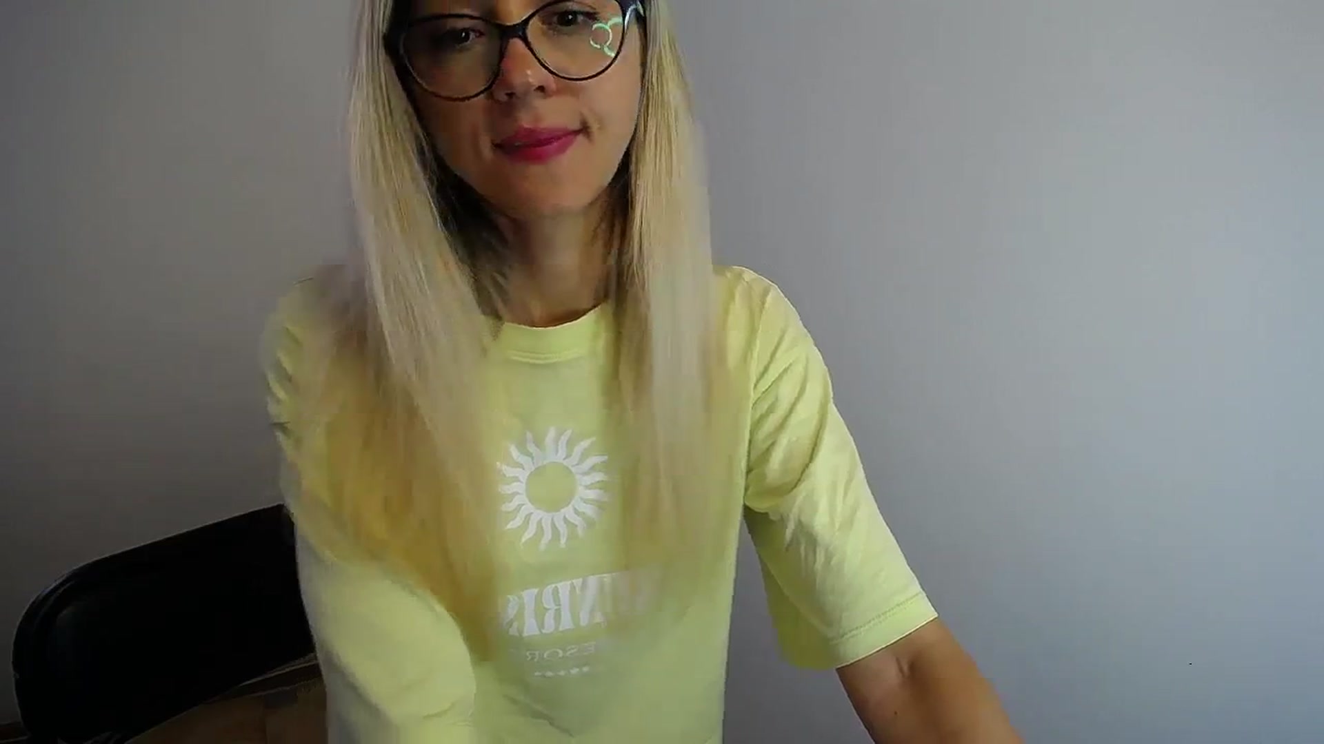 Gallery image thumbnail from Sunshine_alis's myfreecams stream on, 07/23/2024, 16:03 image 9 of 20