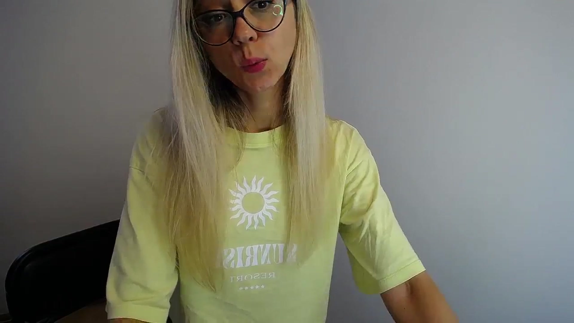 Gallery image thumbnail from Sunshine_alis's myfreecams stream on, 07/23/2024, 16:03 image 12 of 20