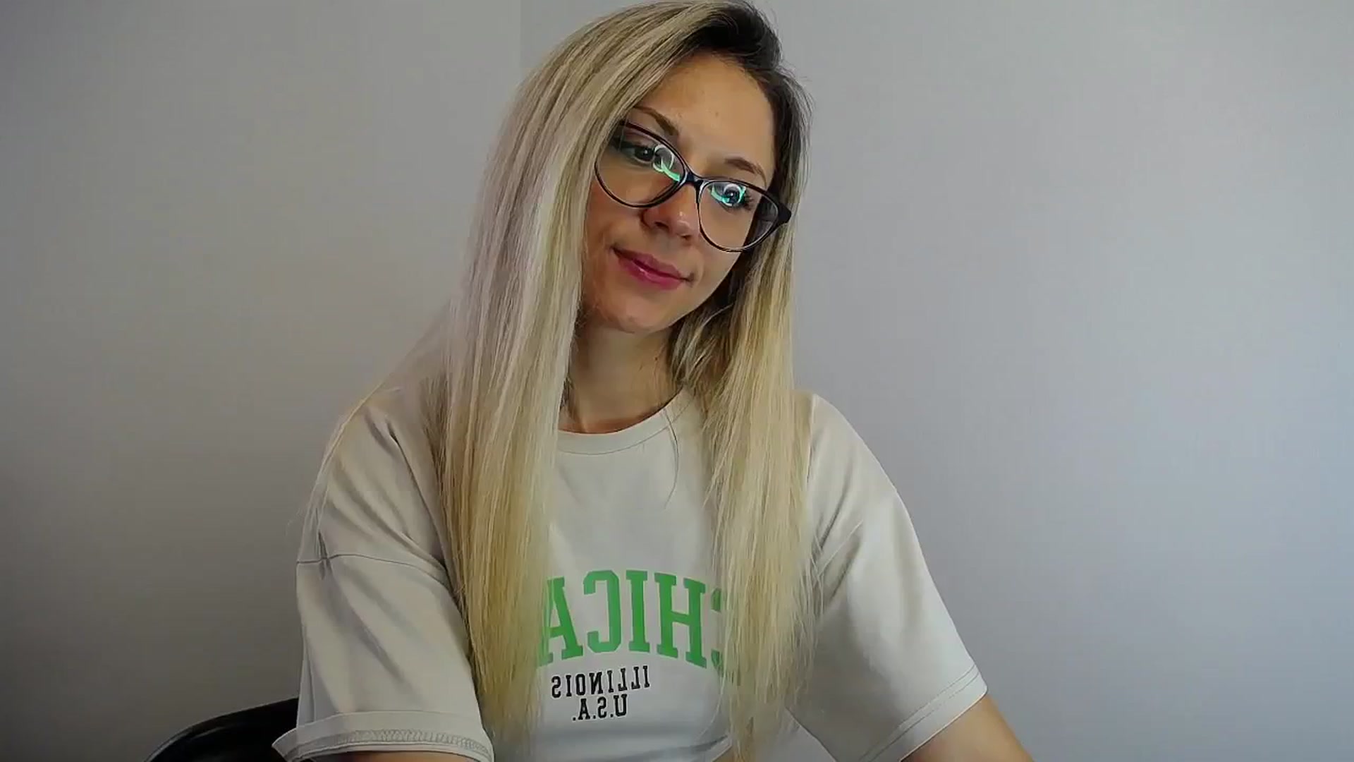Gallery image thumbnail from Sunshine_alis's myfreecams stream on, 07/24/2024, 14:31 image 11 of 20