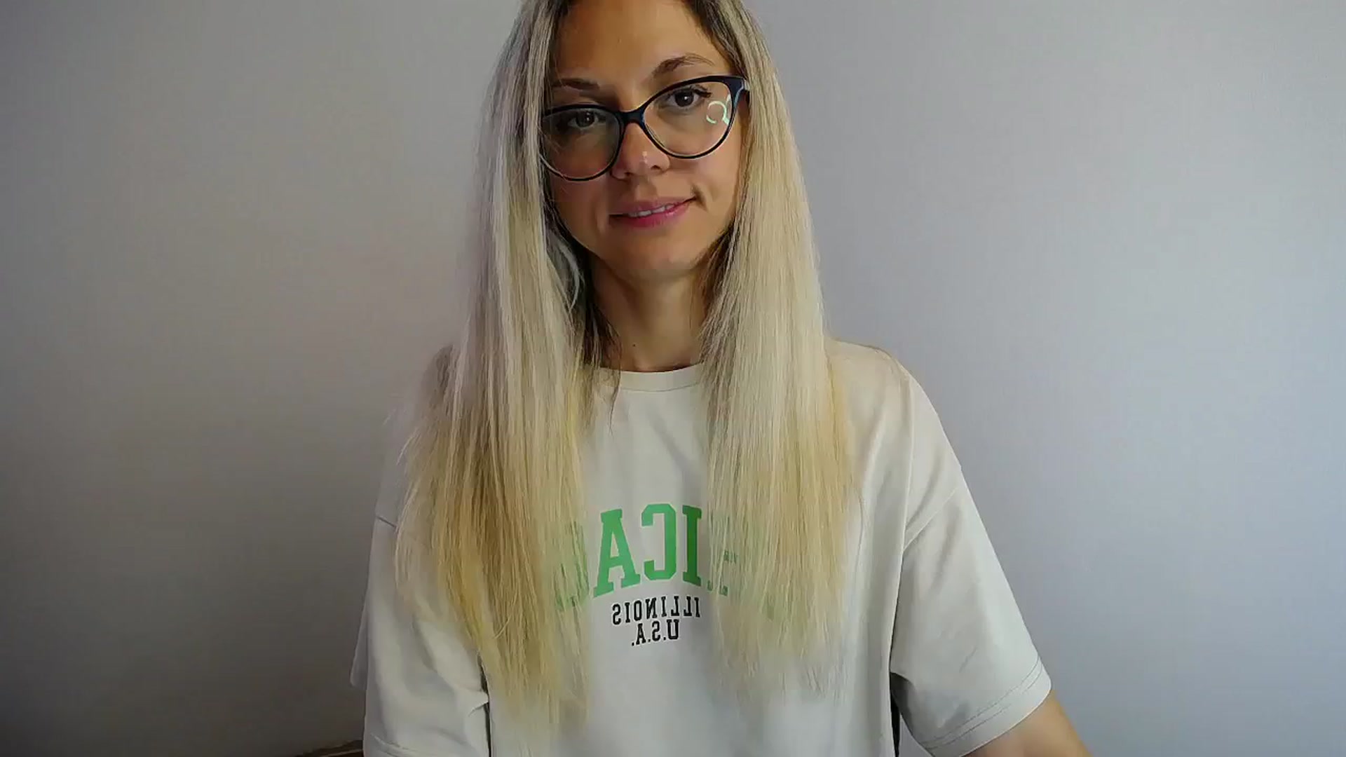 Gallery image thumbnail from Sunshine_alis's myfreecams stream on, 07/24/2024, 15:46 image 7 of 20