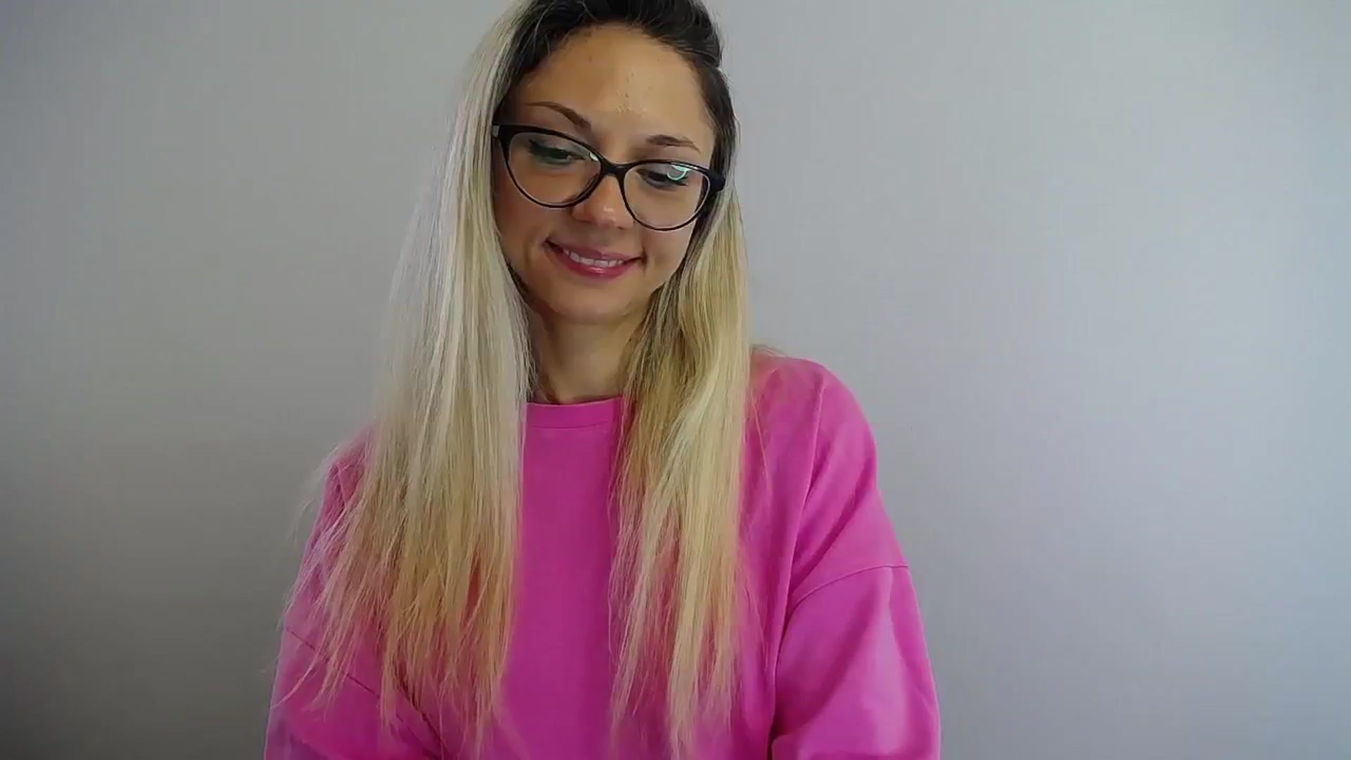 Gallery image thumbnail from Sunshine_alis's myfreecams stream on, 07/25/2024, 09:50 image 16 of 20