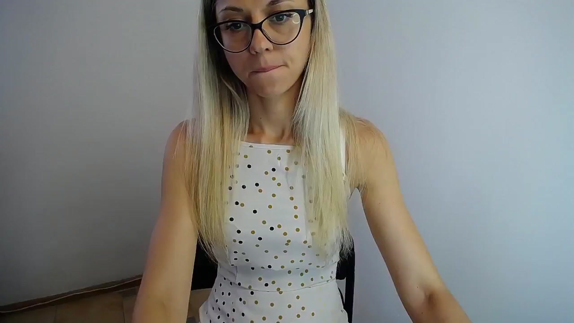 Gallery image thumbnail from Sunshine_alis's myfreecams stream on, 07/25/2024, 13:23 image 12 of 20