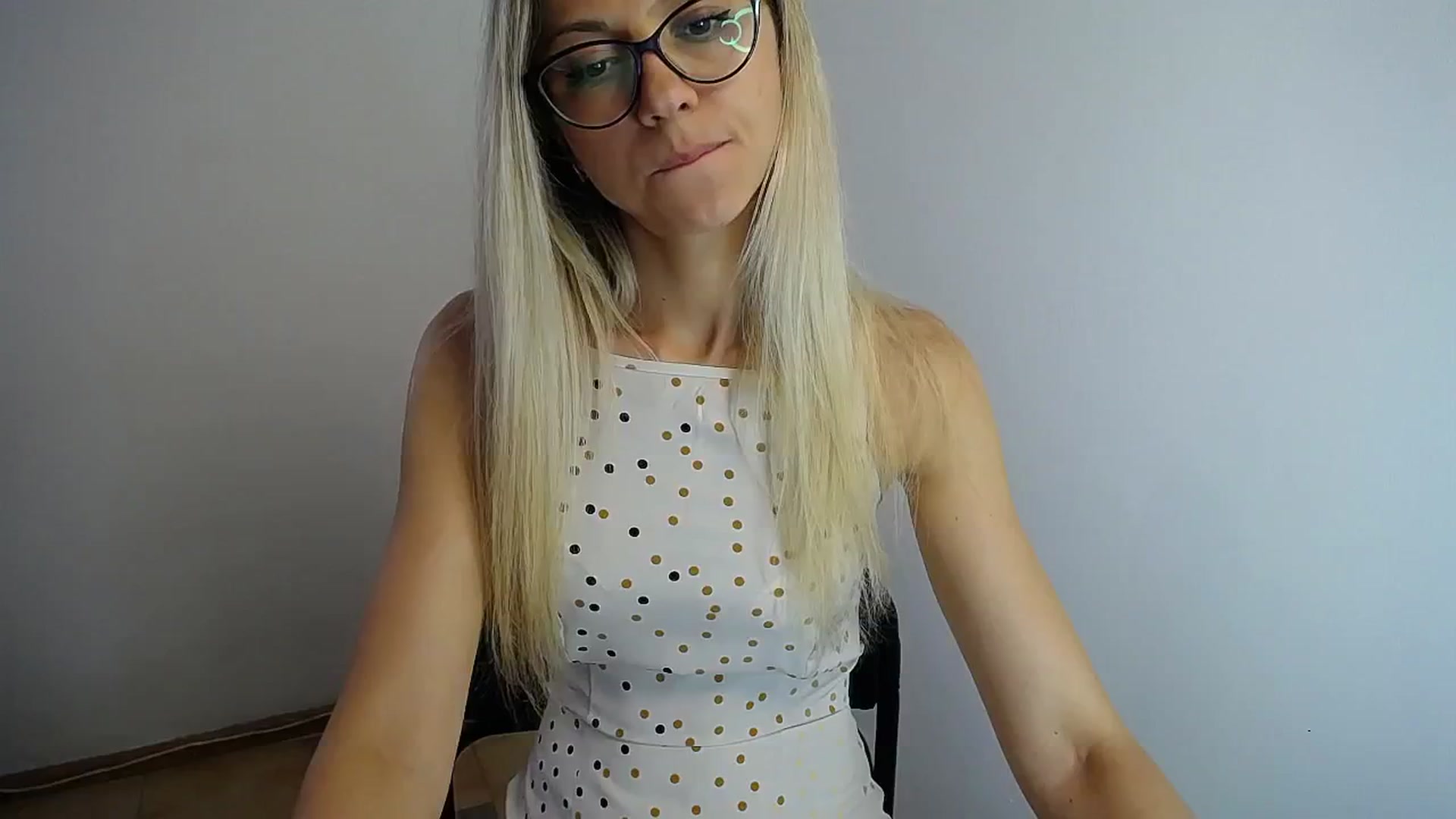 Gallery image thumbnail from Sunshine_alis's myfreecams stream on, 07/25/2024, 13:23 image 7 of 20
