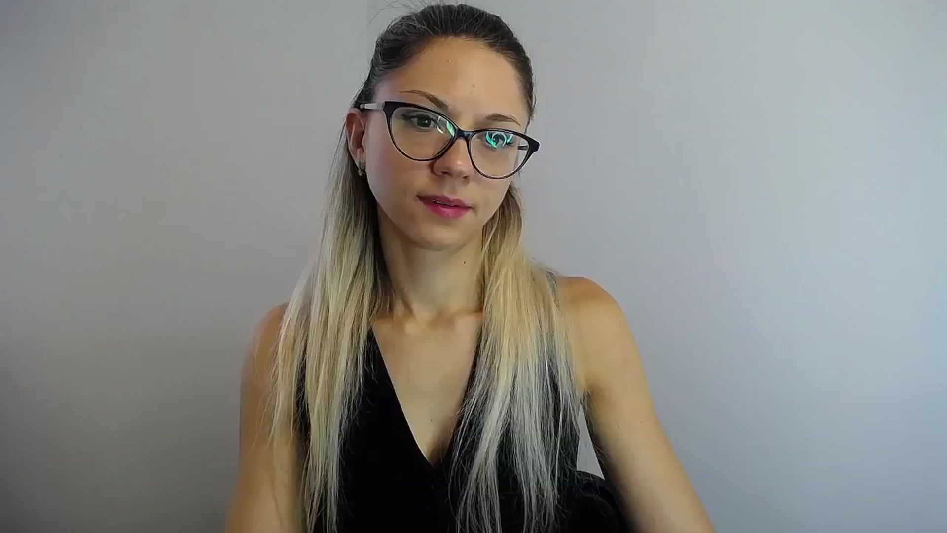 Gallery image thumbnail from Sunshine_alis's myfreecams stream on, 07/26/2024, 10:48 image 1 of 20