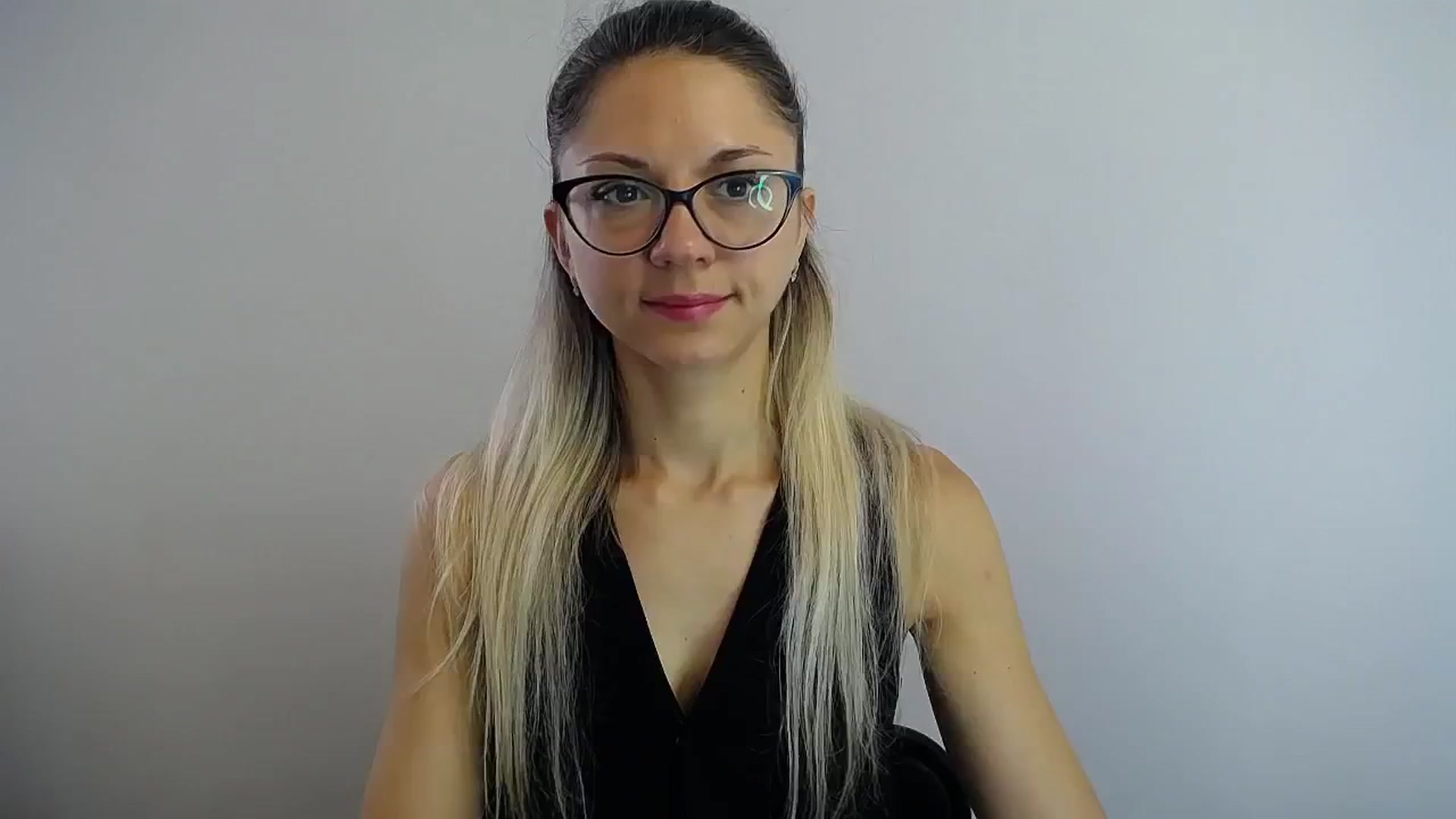 Gallery image thumbnail from Sunshine_alis's myfreecams stream on, 07/26/2024, 10:48 image 3 of 20