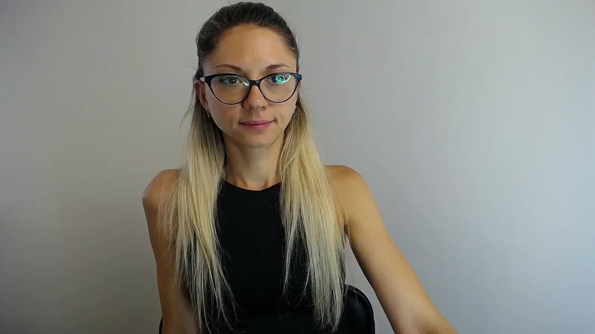 Gallery image thumbnail from Sunshine_alis's myfreecams stream on, 07/26/2024, 12:10 image 4 of 20