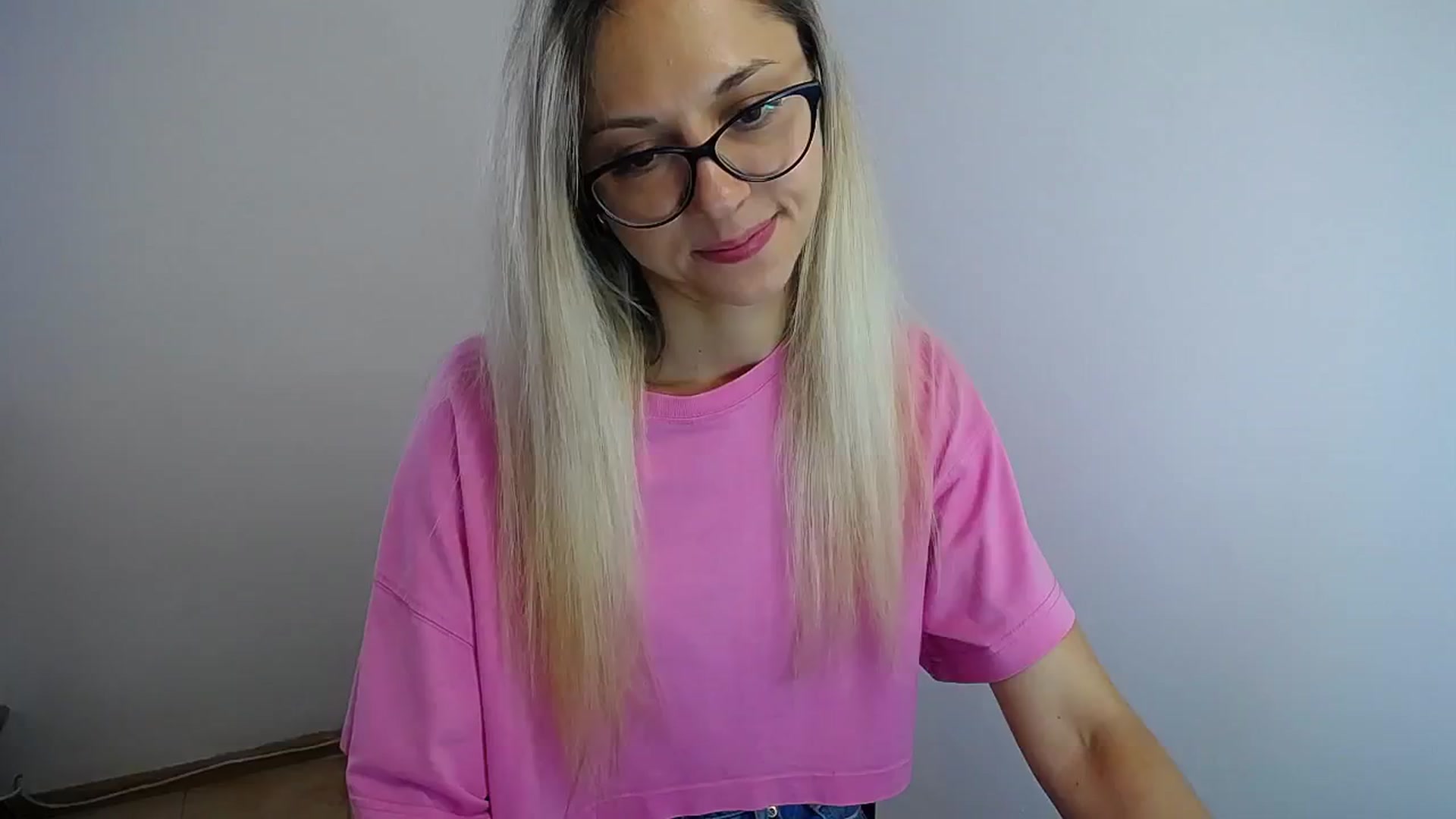 Gallery image thumbnail from Sunshine_alis's myfreecams stream on, 07/27/2024, 12:27 image 15 of 20