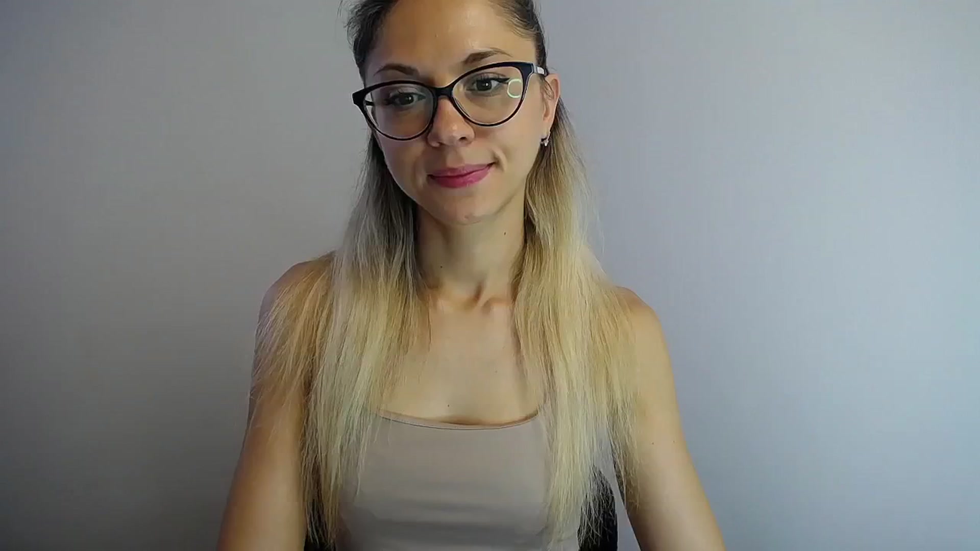 Gallery image thumbnail from Sunshine_alis's myfreecams stream on, 07/28/2024, 15:48 image 10 of 20