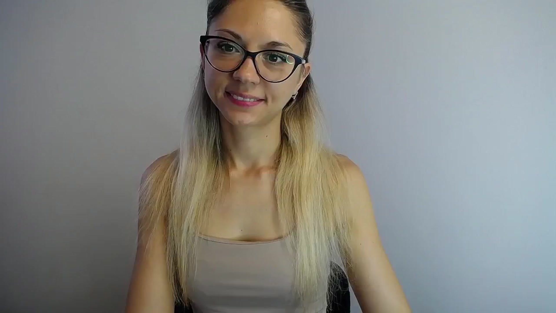 Gallery image thumbnail from Sunshine_alis's myfreecams stream on, 07/28/2024, 15:48 image 9 of 20