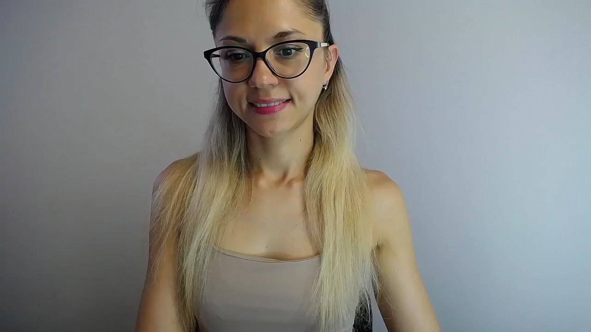 Gallery image thumbnail from Sunshine_alis's myfreecams stream on, 07/28/2024, 15:48 image 1 of 20