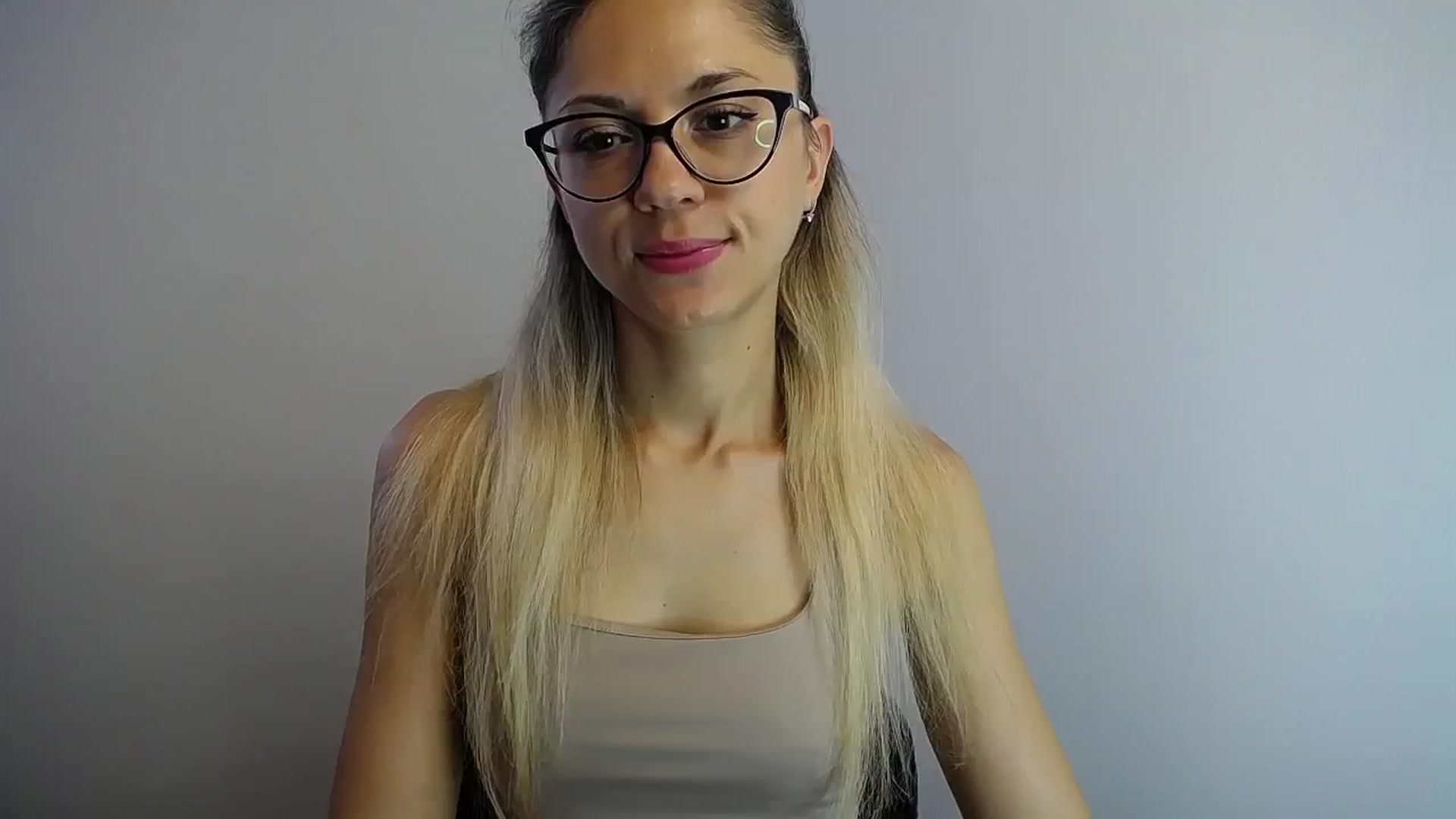 Gallery image thumbnail from Sunshine_alis's myfreecams stream on, 07/28/2024, 15:48 image 3 of 20