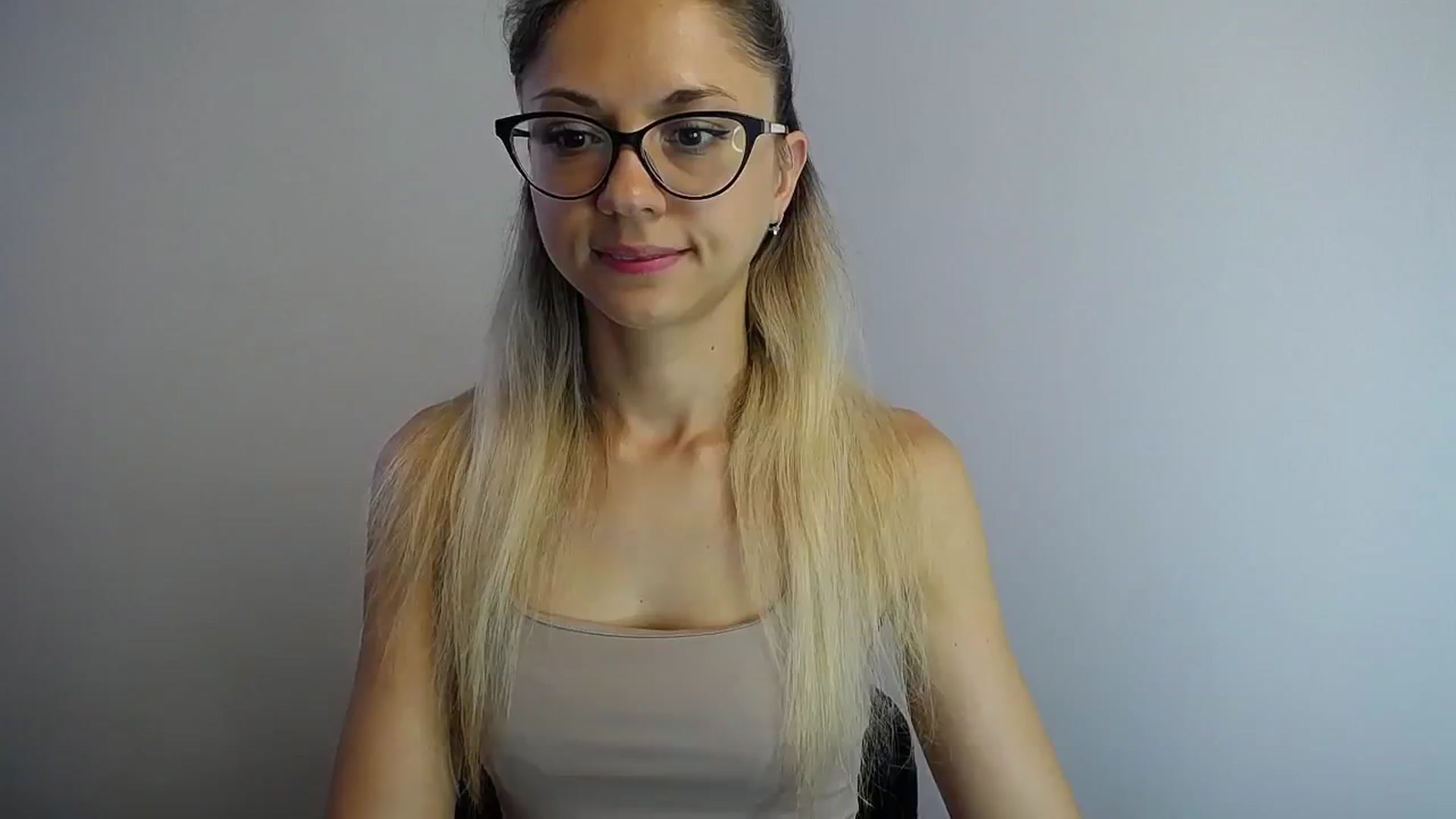 Gallery image thumbnail from Sunshine_alis's myfreecams stream on, 07/28/2024, 15:48 image 13 of 20
