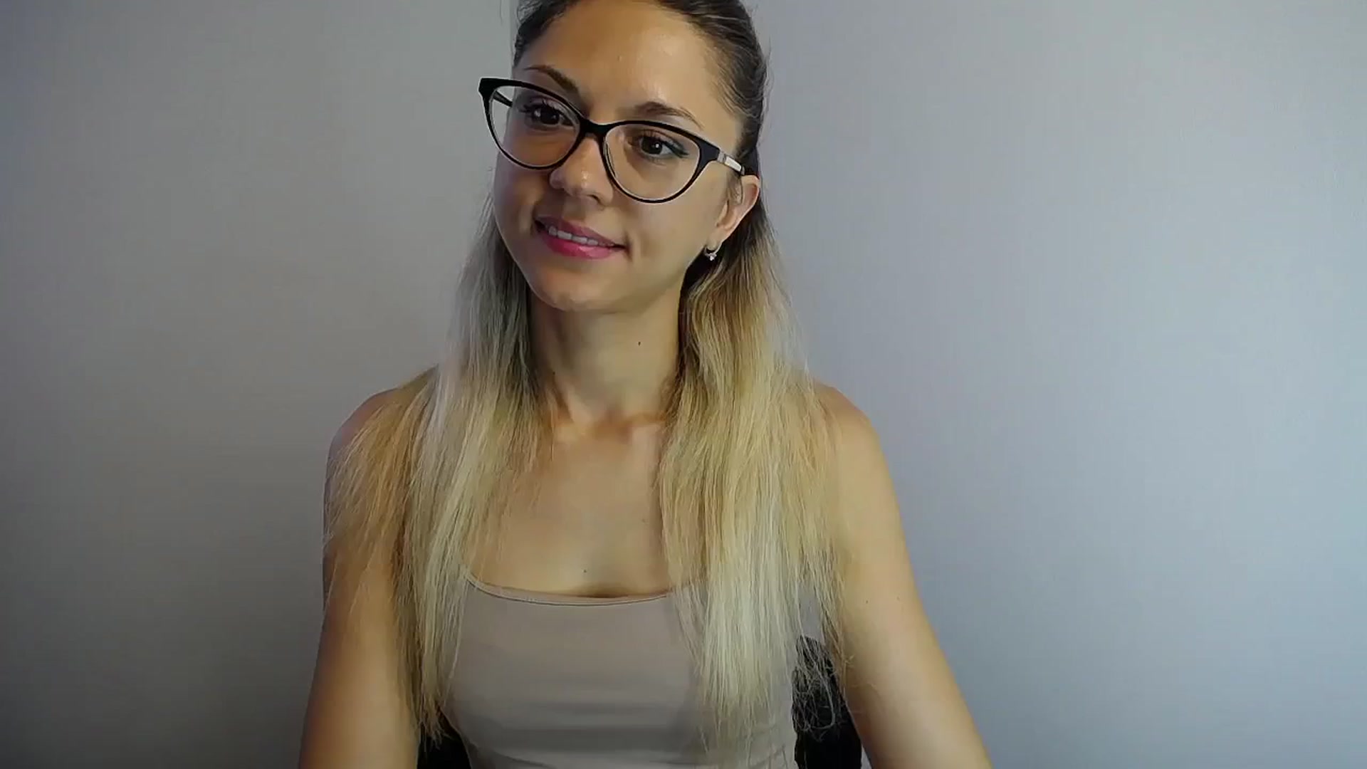 Gallery image thumbnail from Sunshine_alis's myfreecams stream on, 07/28/2024, 15:48 image 20 of 20