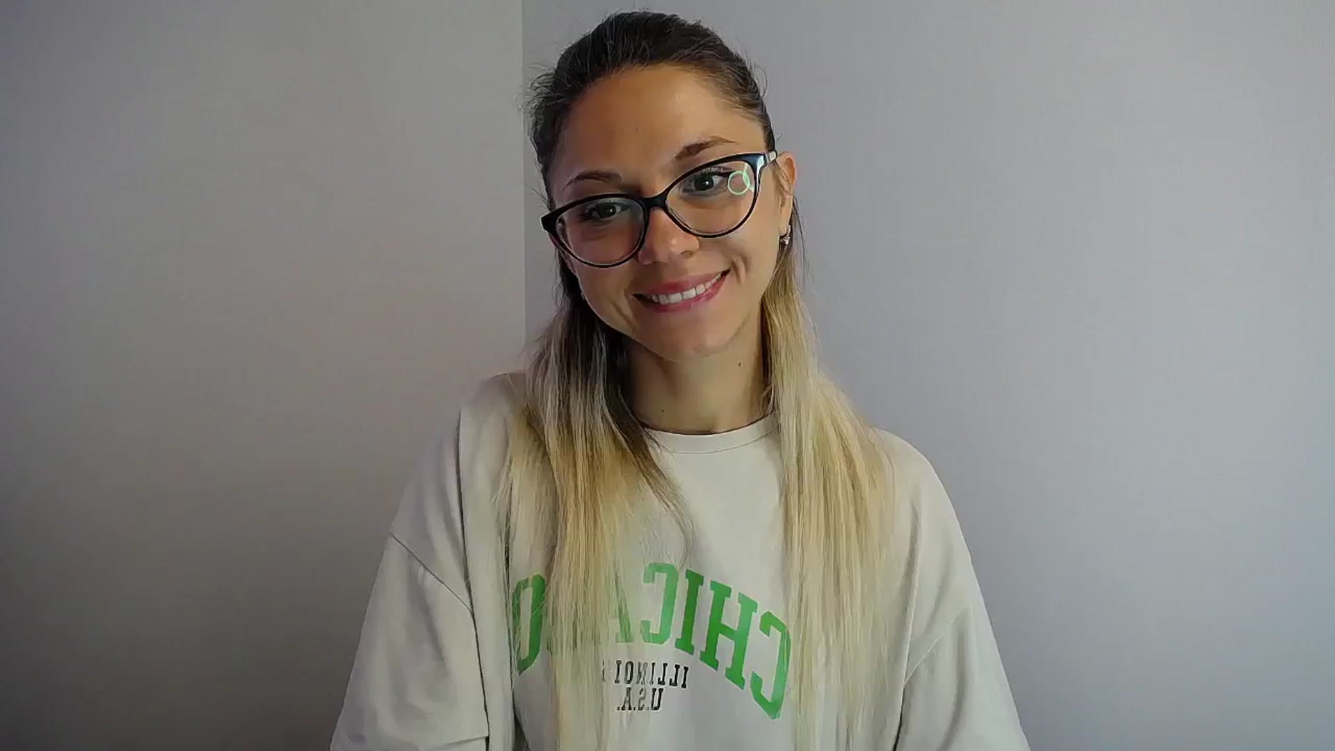 Gallery image thumbnail from Sunshine_alis's myfreecams stream on, 07/29/2024, 11:57 image 14 of 20