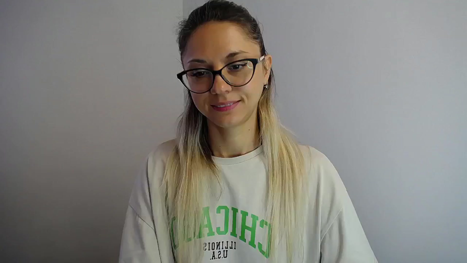 Gallery image thumbnail from Sunshine_alis's myfreecams stream on, 07/29/2024, 11:57 image 12 of 20