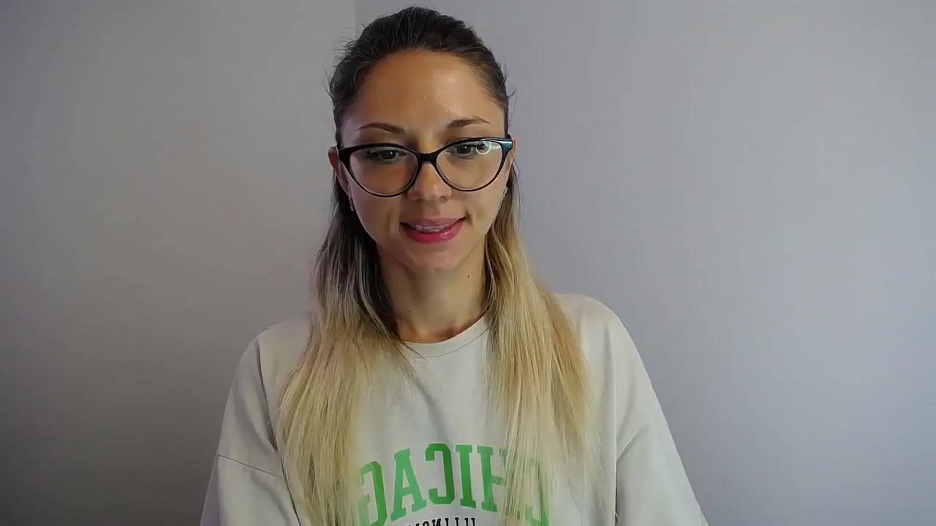 Gallery image thumbnail from Sunshine_alis's myfreecams stream on, 07/29/2024, 13:17 image 5 of 20
