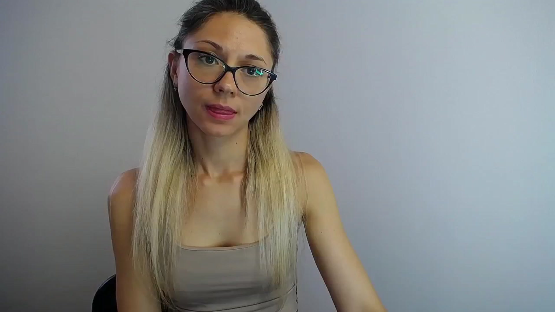 Gallery image thumbnail from Sunshine_alis's myfreecams stream on, 07/30/2024, 13:15 image 11 of 20