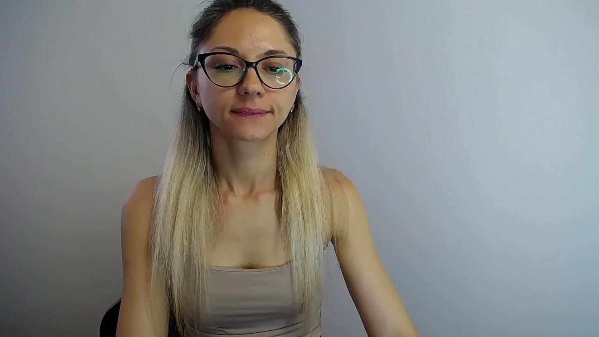 Gallery image thumbnail from Sunshine_alis's myfreecams stream on, 07/30/2024, 13:15 image 14 of 20