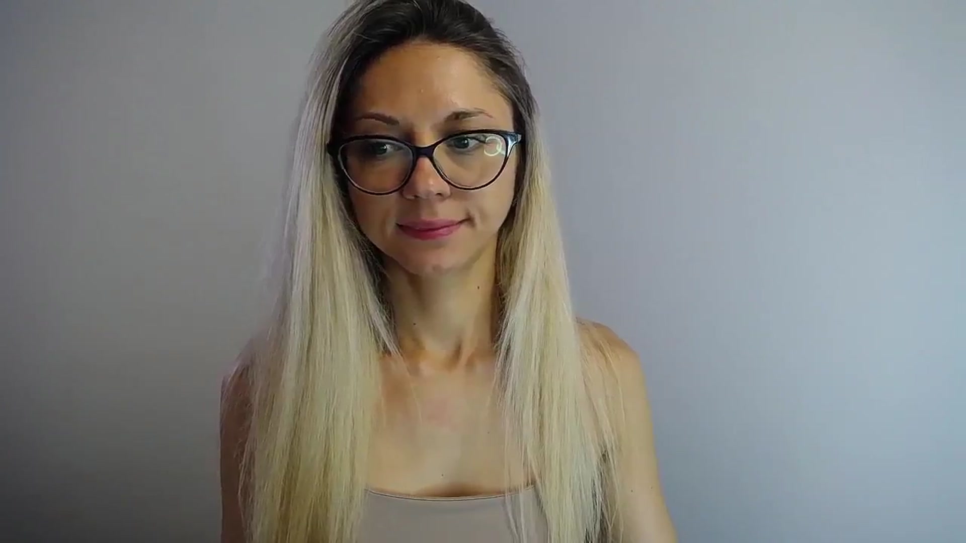Gallery image thumbnail from Sunshine_alis's myfreecams stream on, 07/30/2024, 15:42 image 3 of 20