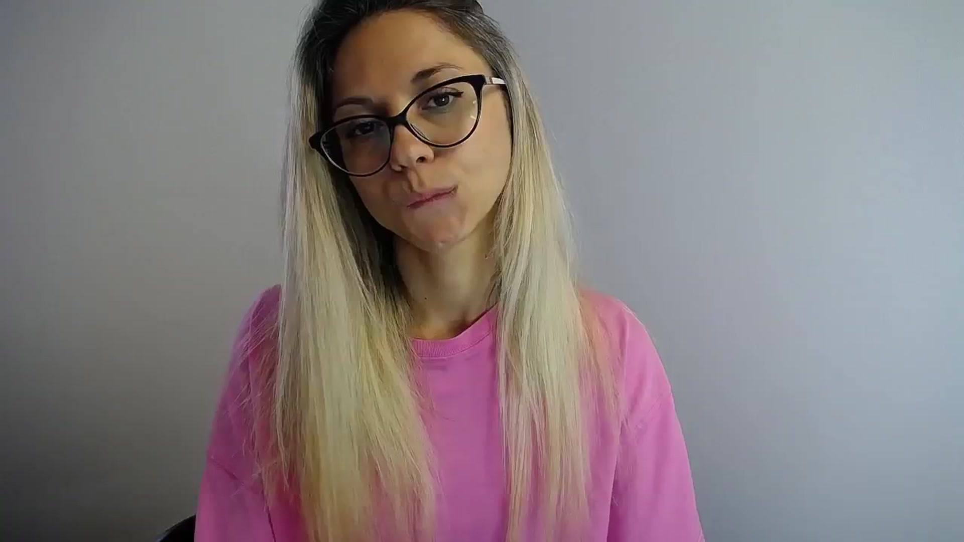 Gallery image thumbnail from Sunshine_alis's myfreecams stream on, 07/31/2024, 13:17 image 13 of 20