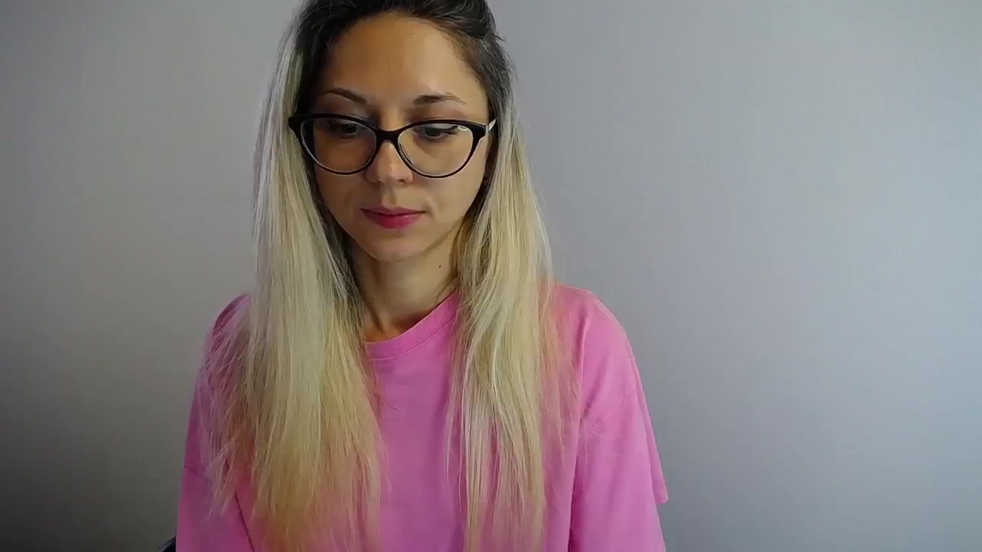 Gallery image thumbnail from Sunshine_alis's myfreecams stream on, 07/31/2024, 13:17 image 6 of 20