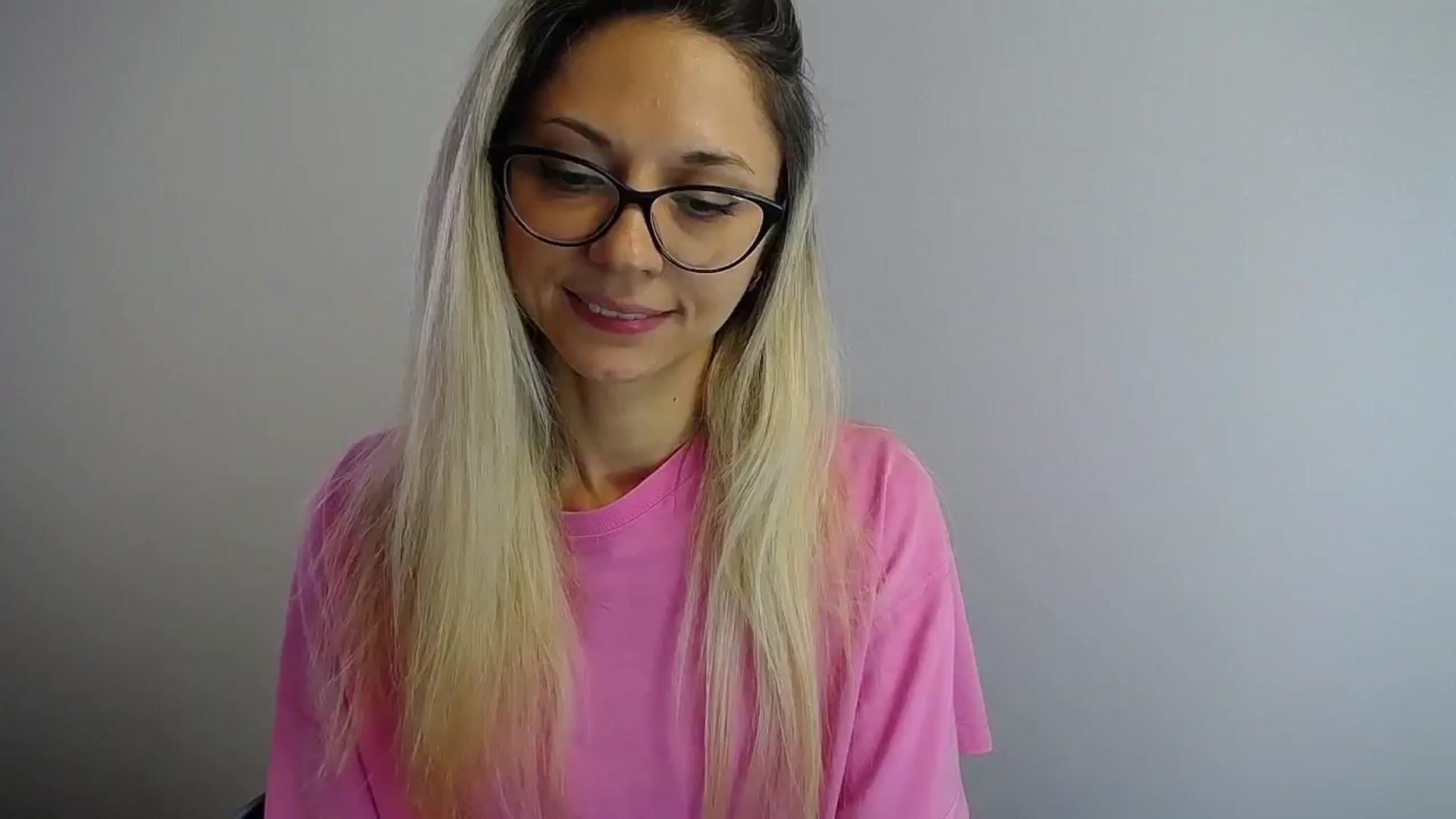 Gallery image thumbnail from Sunshine_alis's myfreecams stream on, 07/31/2024, 13:17 image 3 of 20