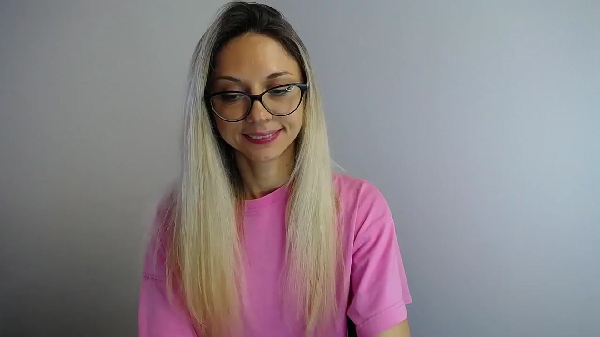 Gallery image thumbnail from Sunshine_alis's myfreecams stream on, 07/31/2024, 14:48 image 9 of 20
