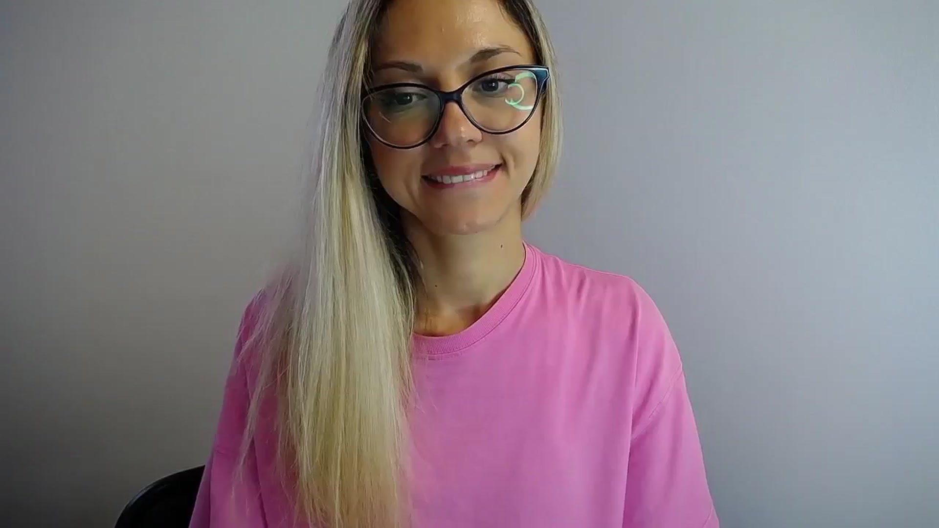 Gallery image thumbnail from Sunshine_alis's myfreecams stream on, 07/31/2024, 14:48 image 20 of 20