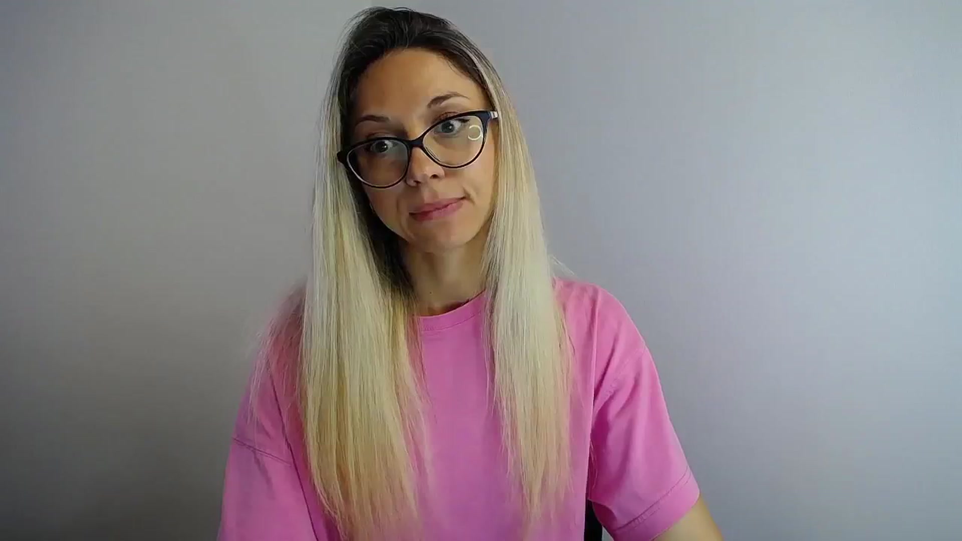 Gallery image thumbnail from Sunshine_alis's myfreecams stream on, 07/31/2024, 14:48 image 5 of 20