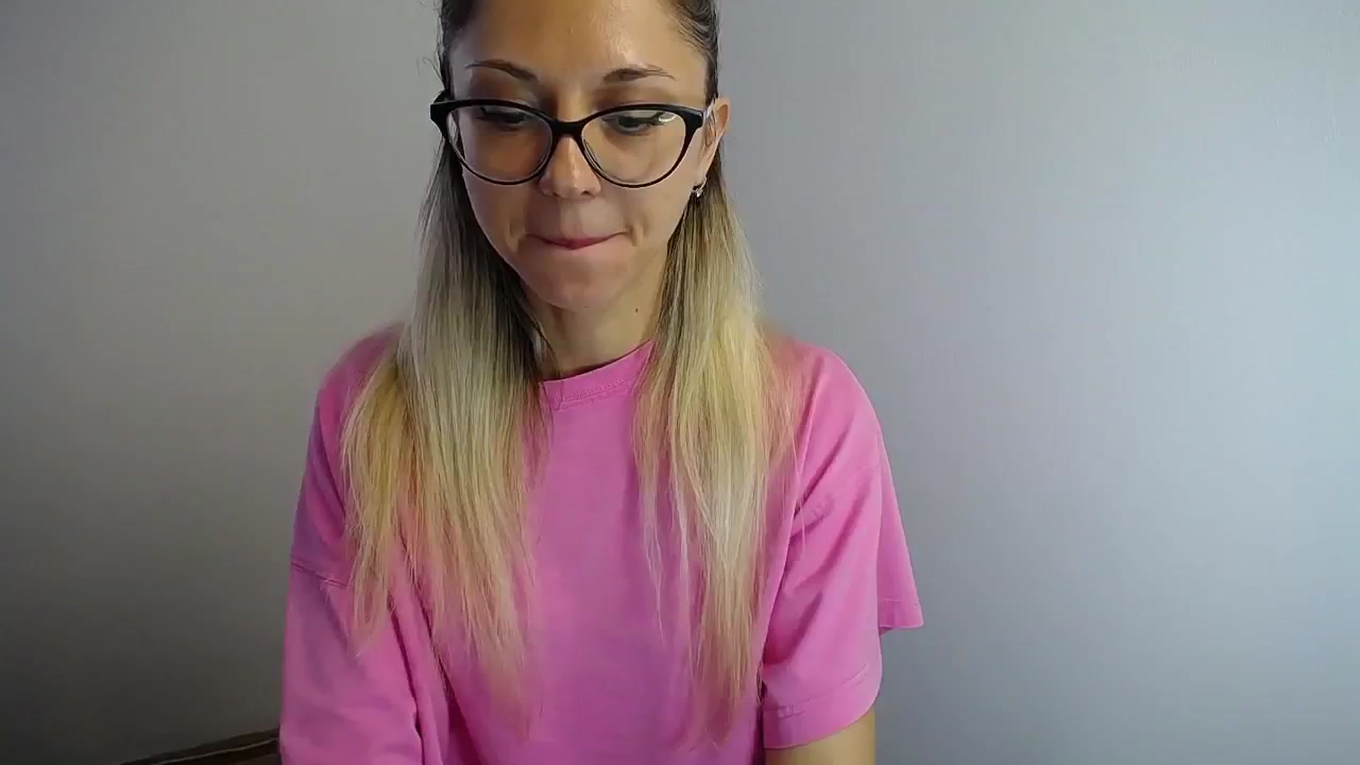 Gallery image thumbnail from Sunshine_alis's myfreecams stream on, 07/31/2024, 15:40 image 19 of 20